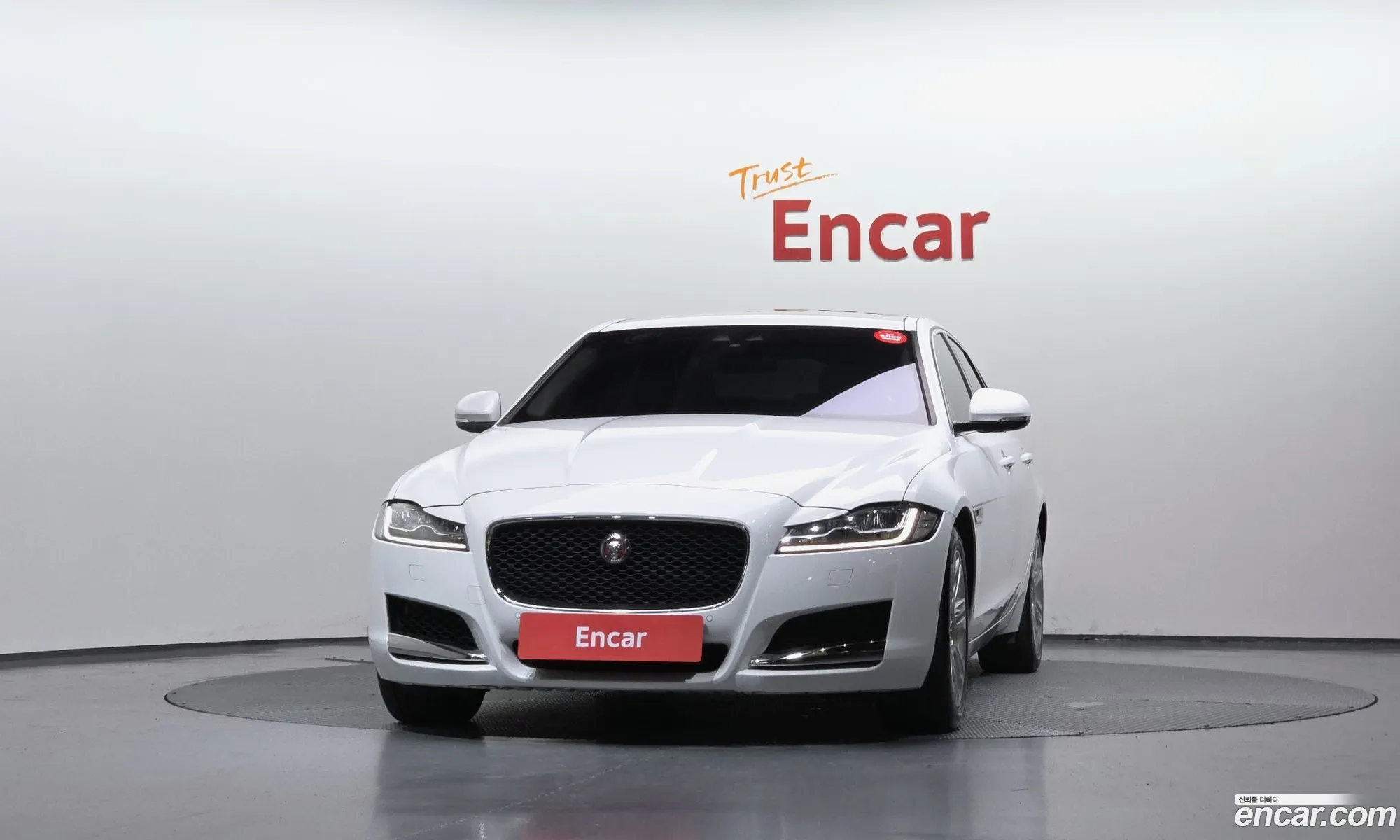 Jaguar XF 2018 SAJBB4BX2JCY64330 — 20