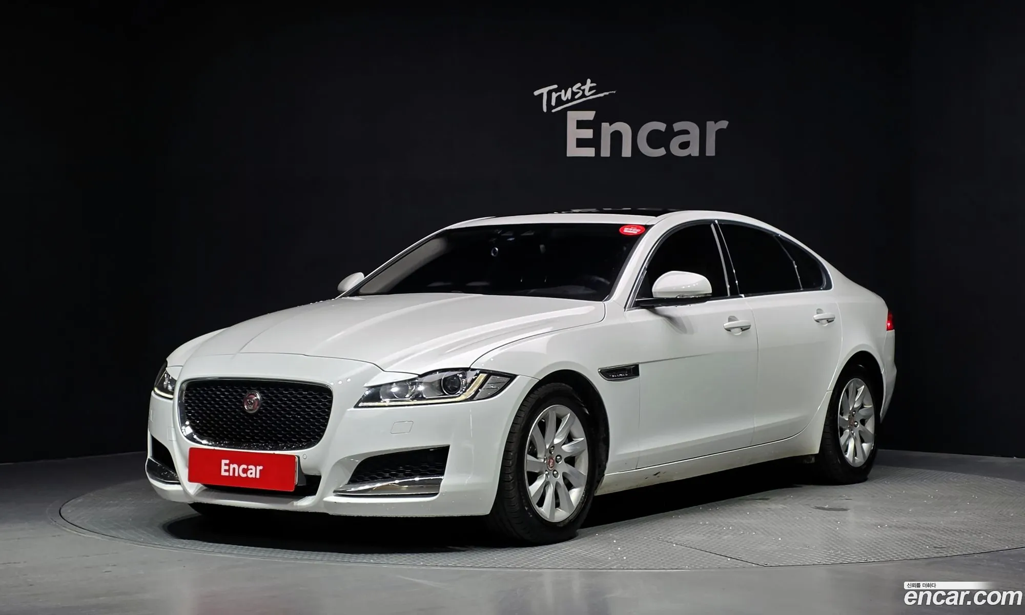 Jaguar XF 2016 SAJBB4BG6GCY18329 — 10