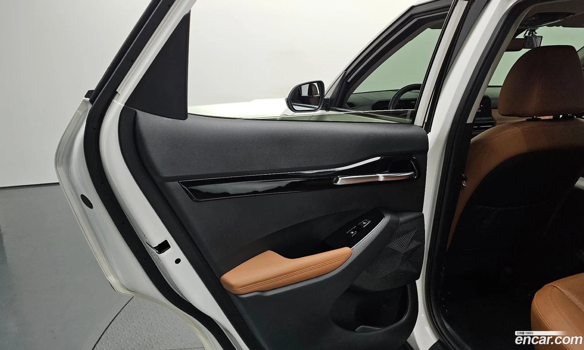 Kia Seltos 2023 — 16