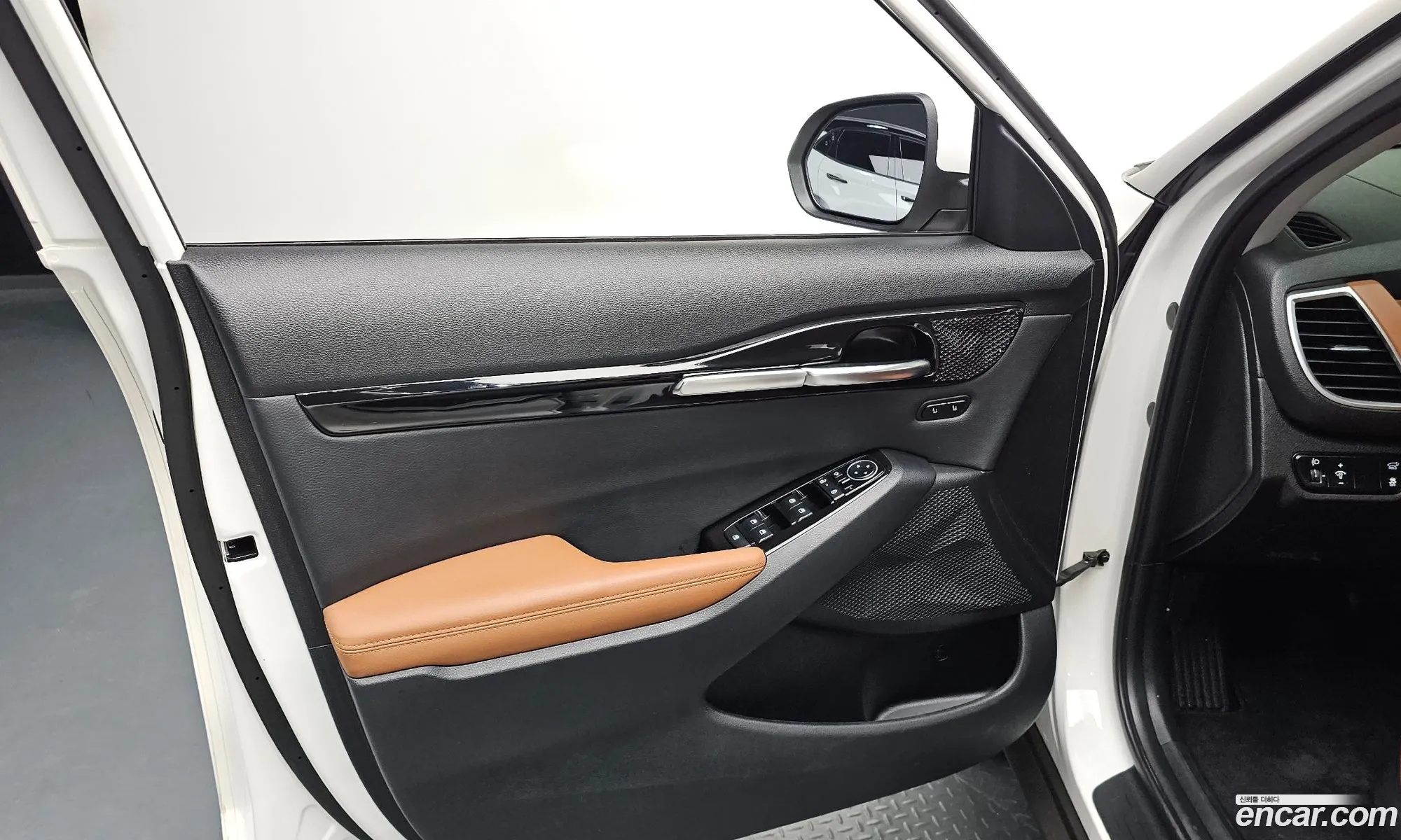 Kia Seltos 2023 — 18