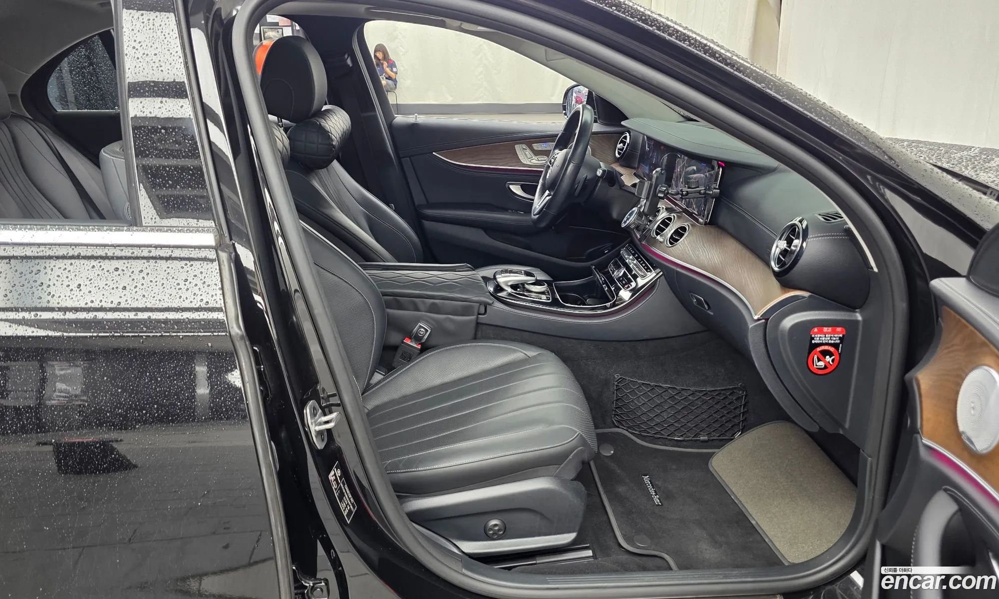 Mercedes-Benz E-Class W213 2019 WDDZF5DB2KA675821 — 4