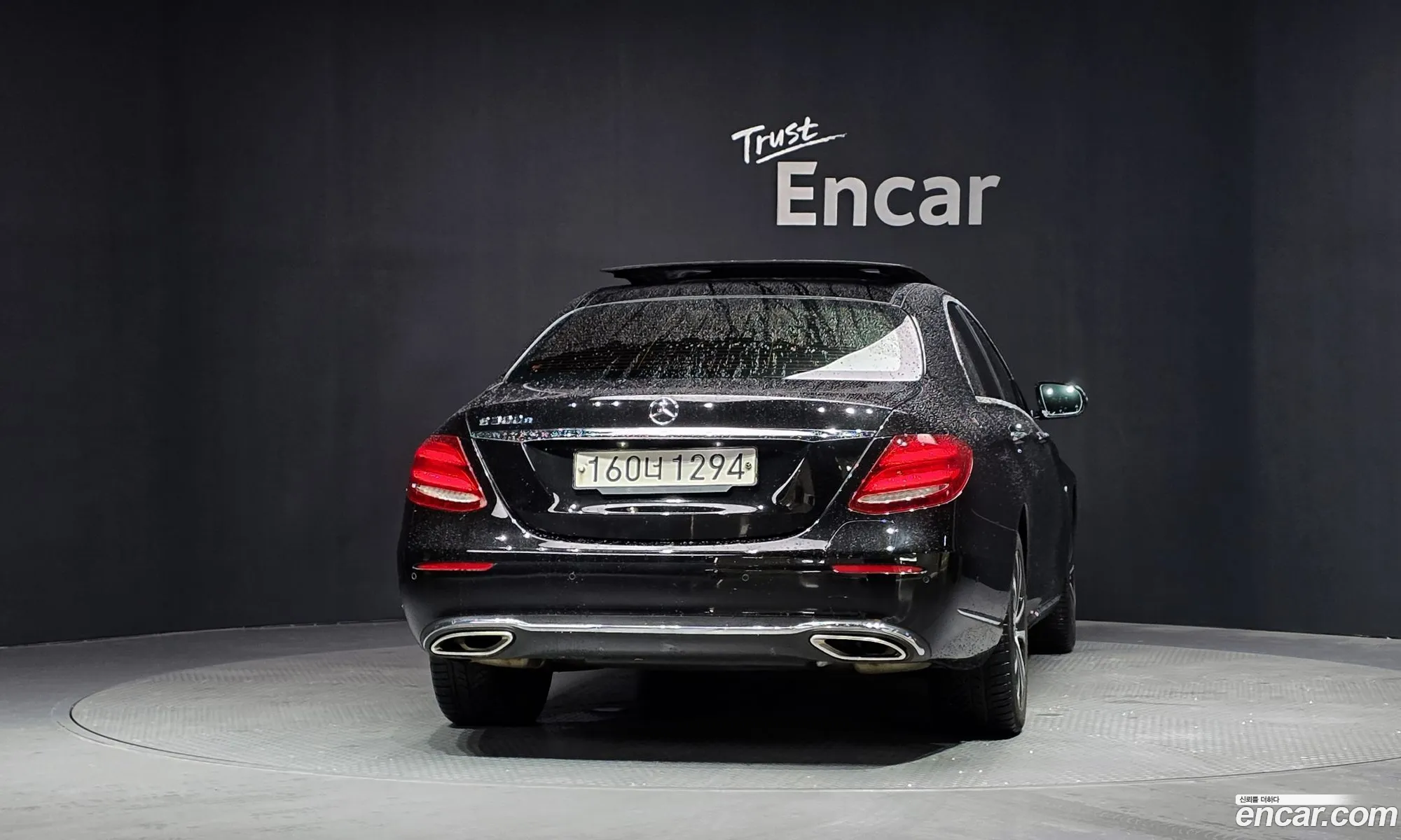 Mercedes-Benz E-Class W213 2019 WDDZF5DB2KA675821 — 21