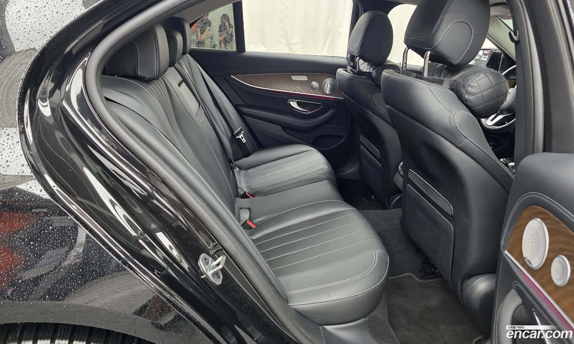 Mercedes-Benz E-Class W213 2019 WDDZF5DB2KA675821 — 31