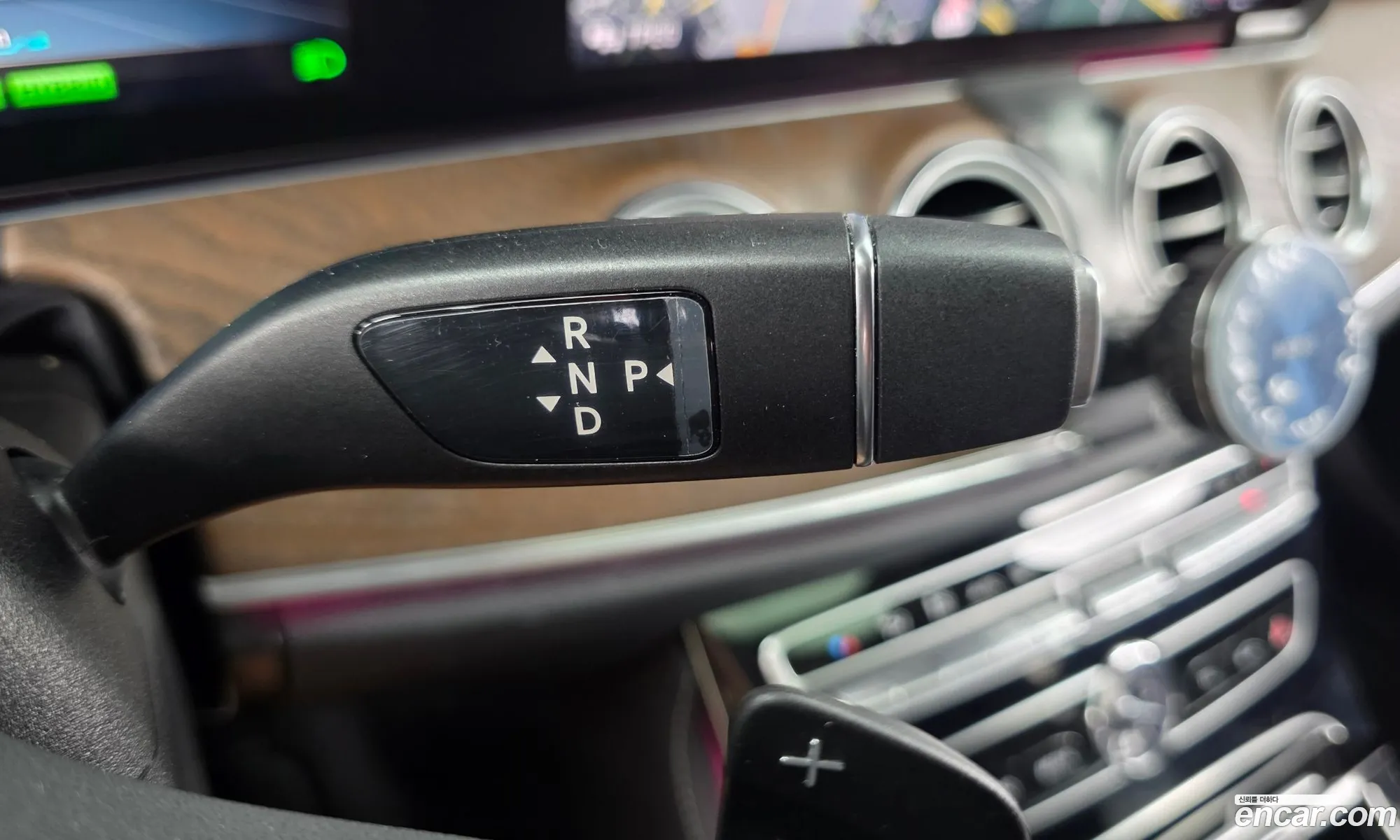 Mercedes-Benz E-Class W213 2019 WDDZF5DB2KA675821 — 3