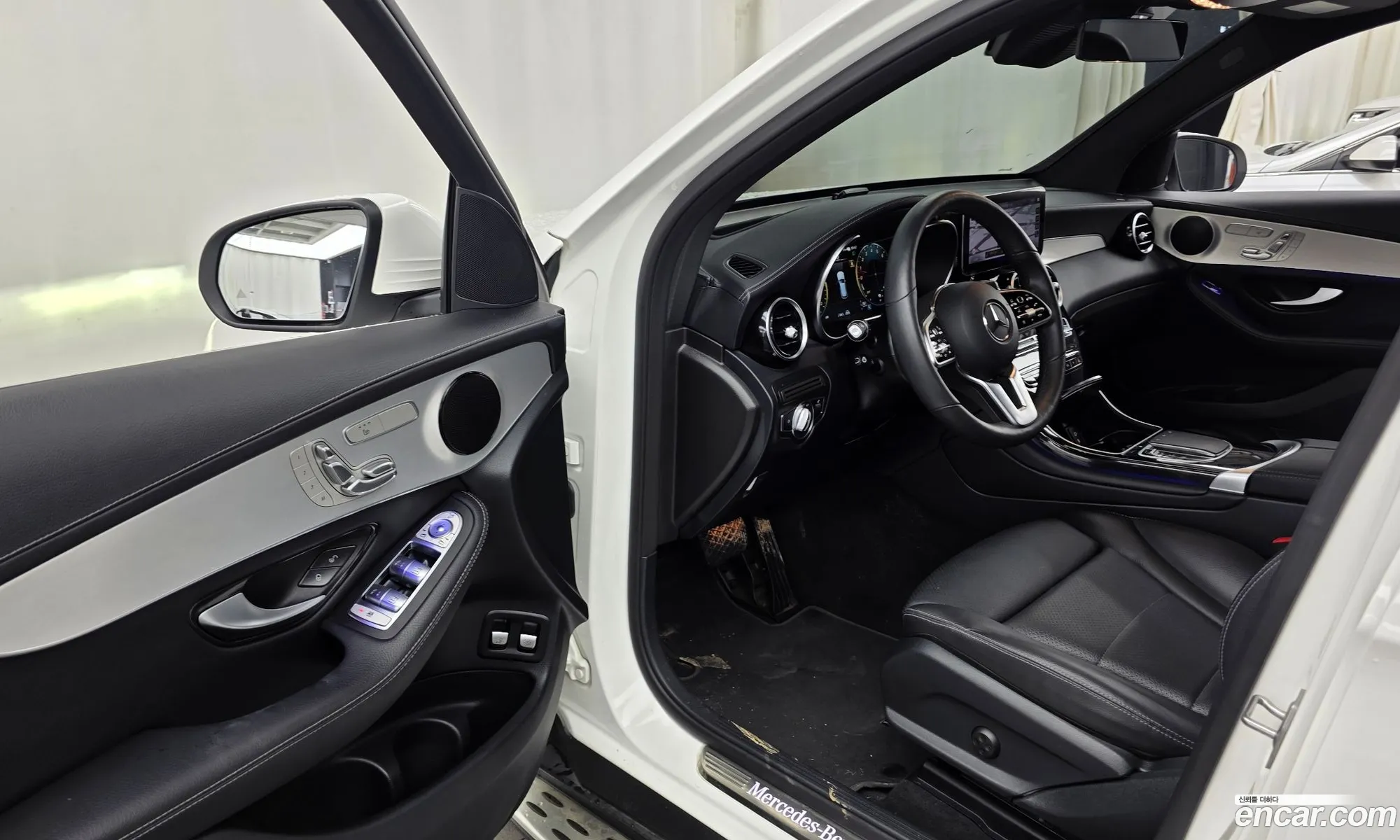 Mercedes-Benz GLC-Class X253 2021 — 25
