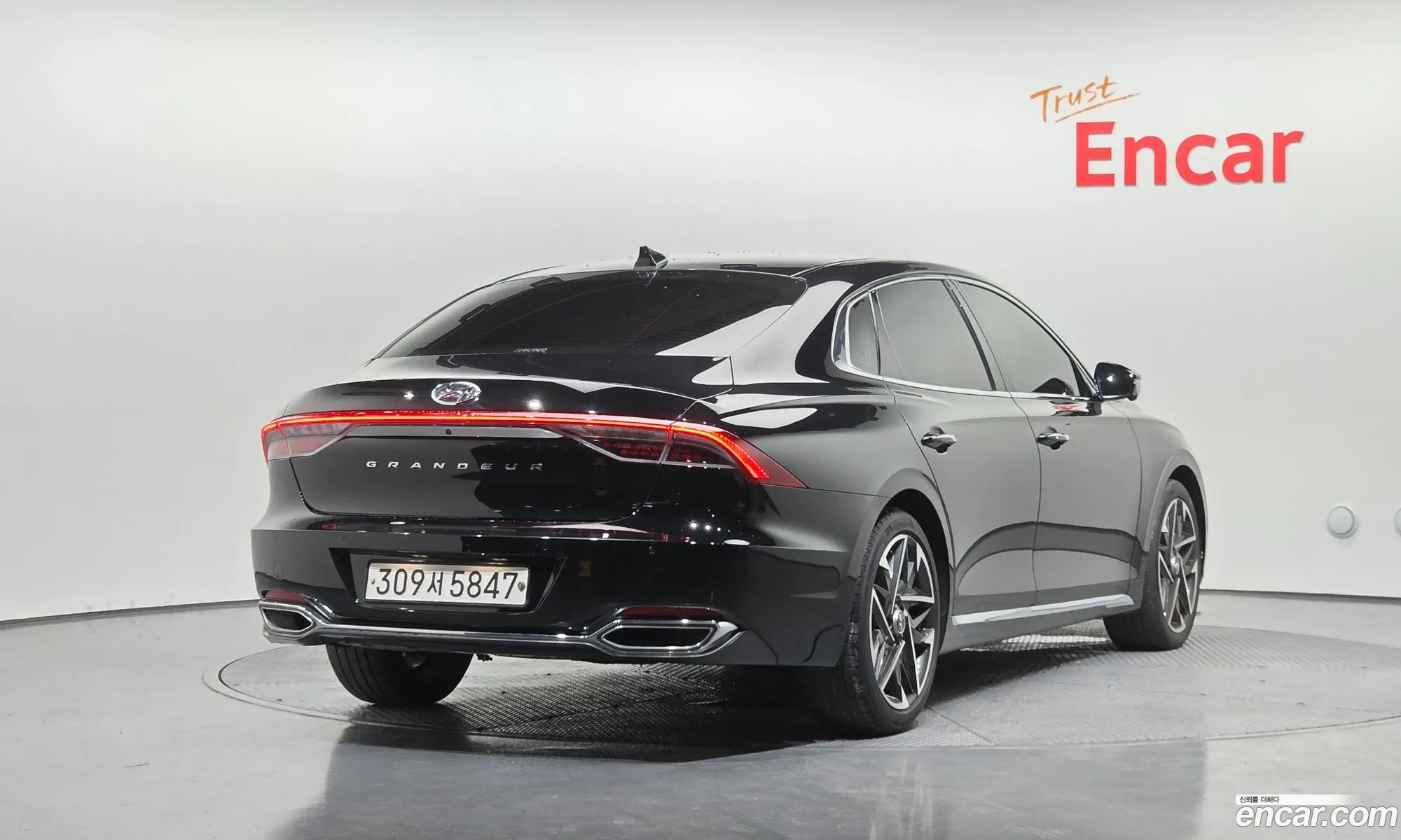 Hyundai Grandeur IG 2020 — 34