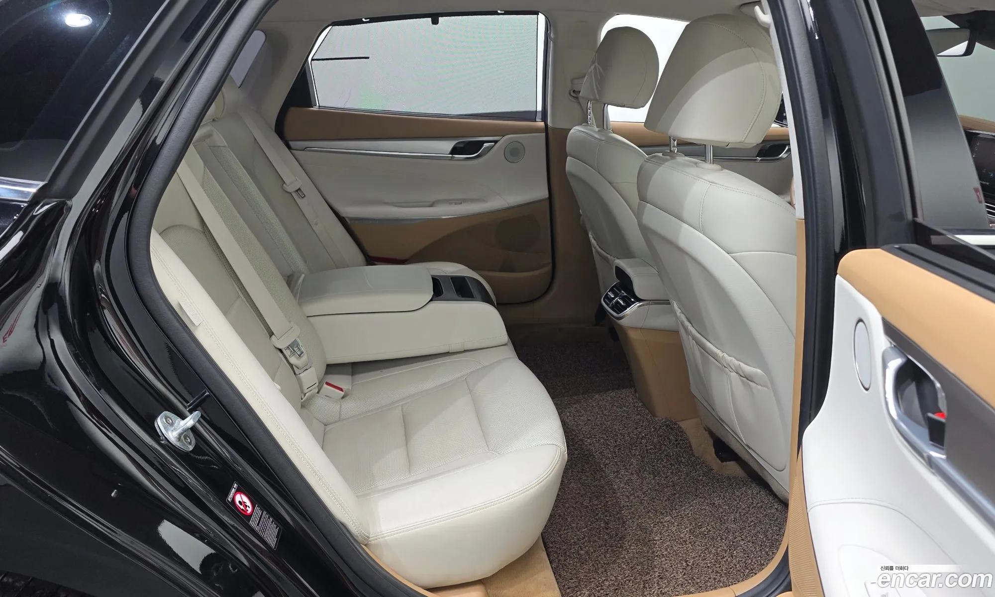 Hyundai Grandeur IG 2020 — 28