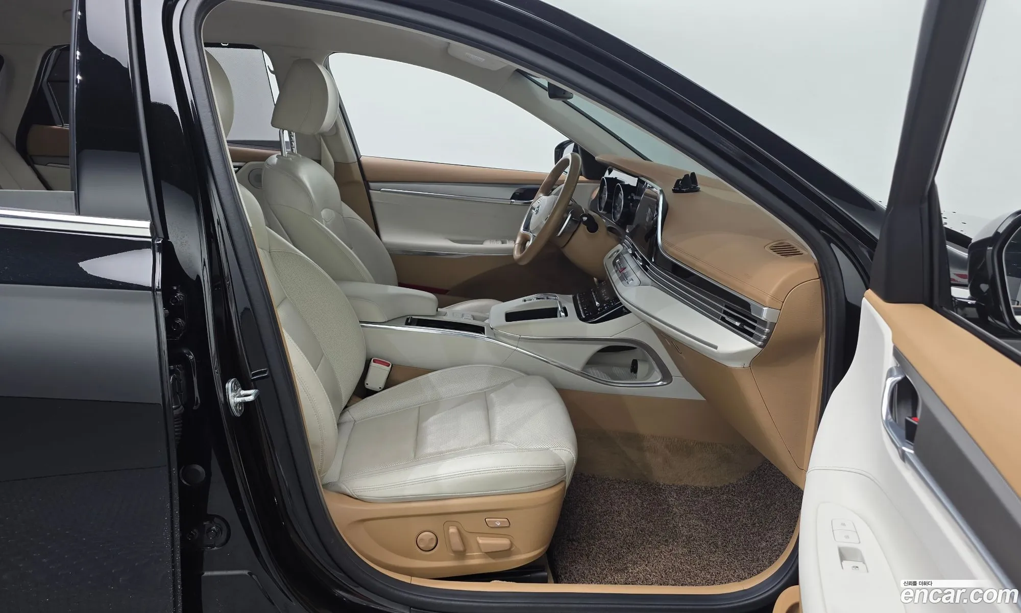 Hyundai Grandeur IG 2020 — 27