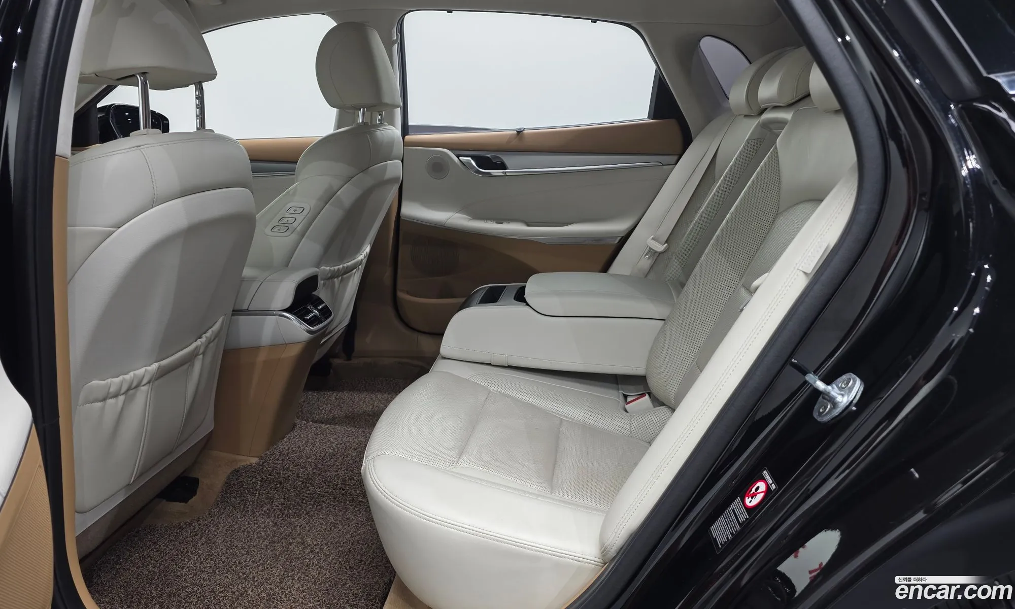 Hyundai Grandeur IG 2020 — 24