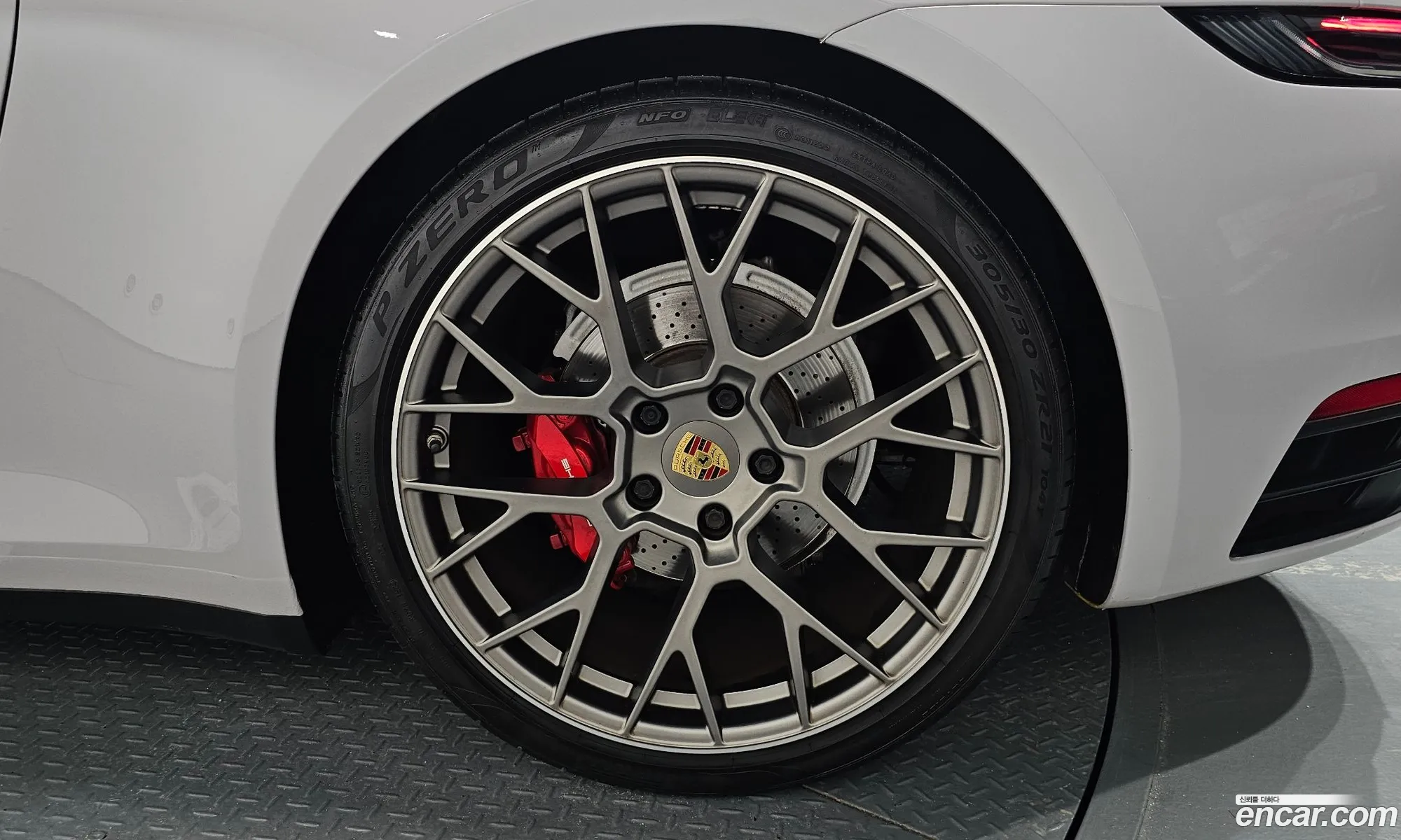 Porsche 911 2020 WP0CA2991LS251187 — 5
