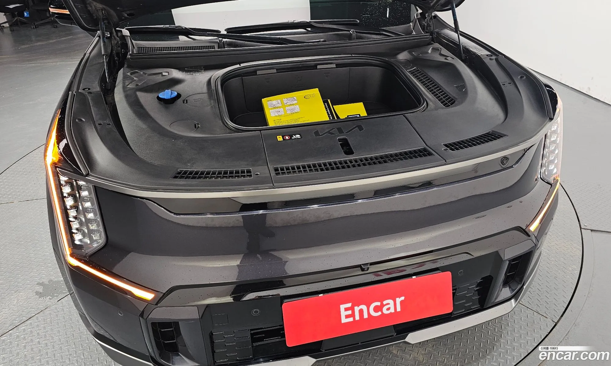 Kia EV9 2023 — 9