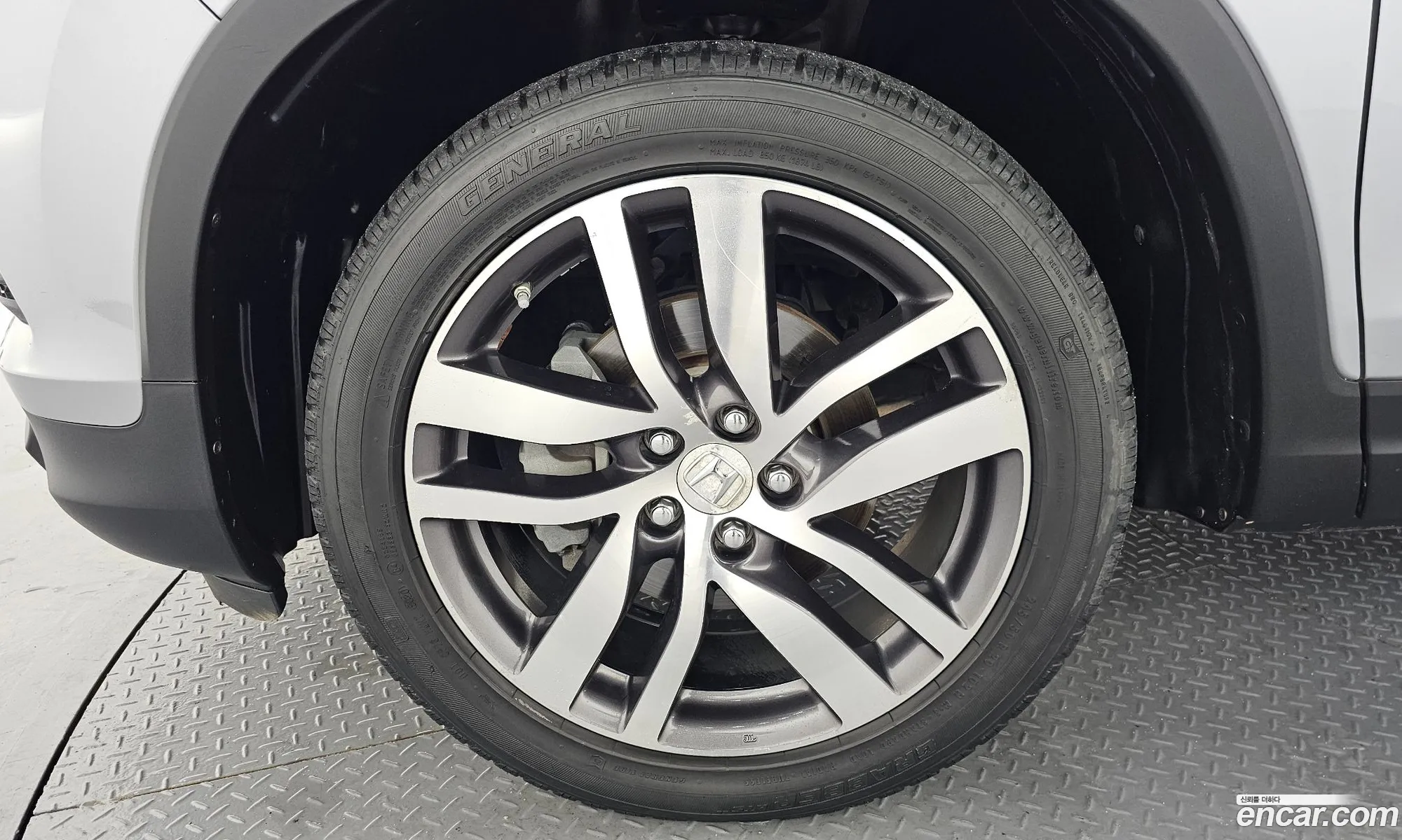 Honda Pilot 2016 5FNYF6850GB201428 — 13