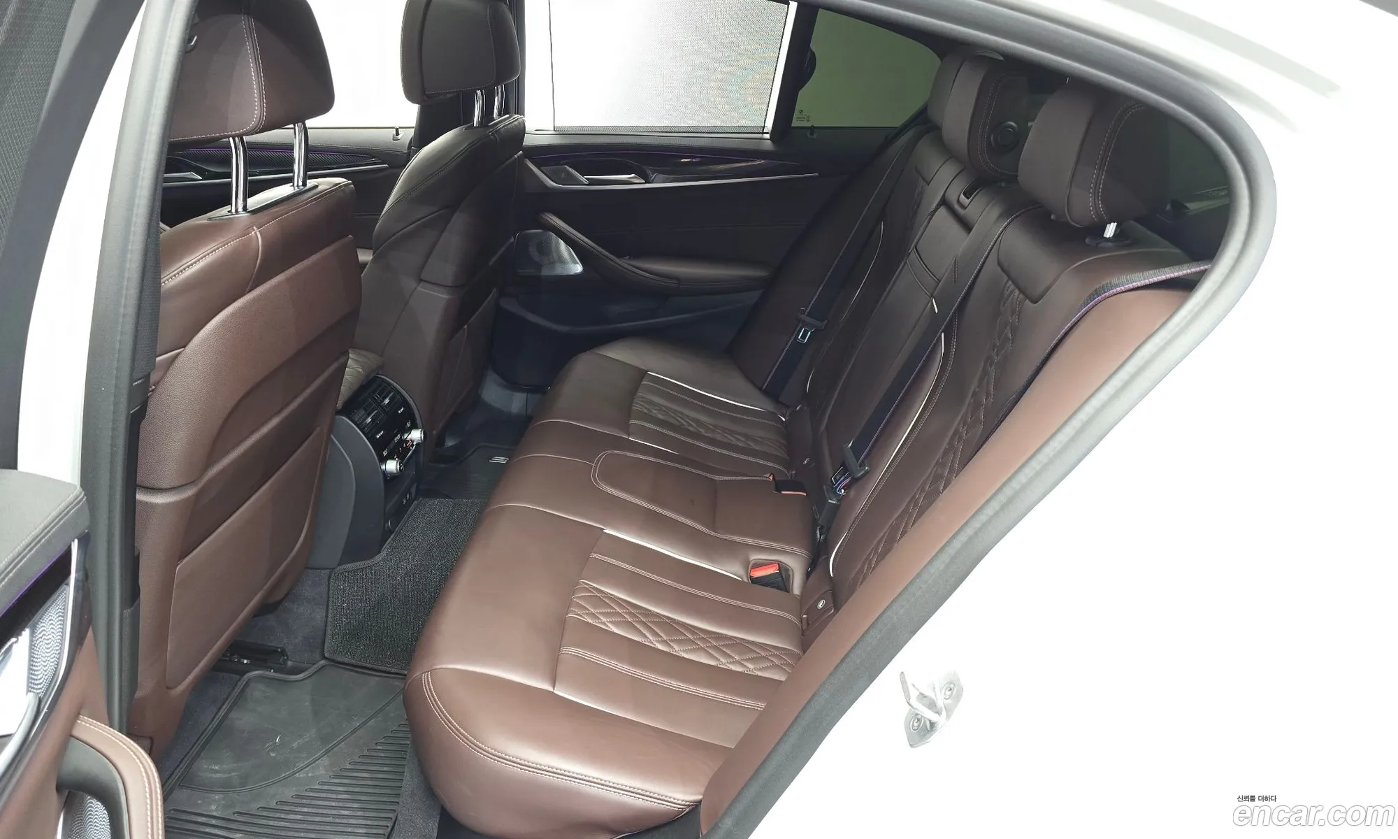 BMW 5 Series 2022 WBA11BK01NCK17148 — 24