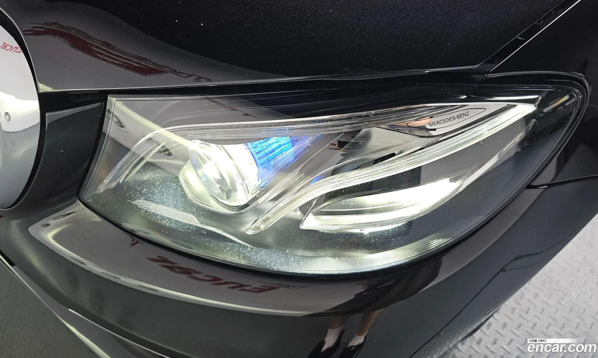 Mercedes-Benz E-Class W213 2018 — 27