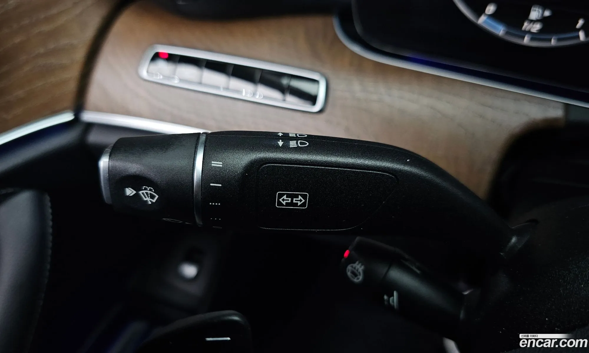 Mercedes-Benz E-Class W213 2018 — 30