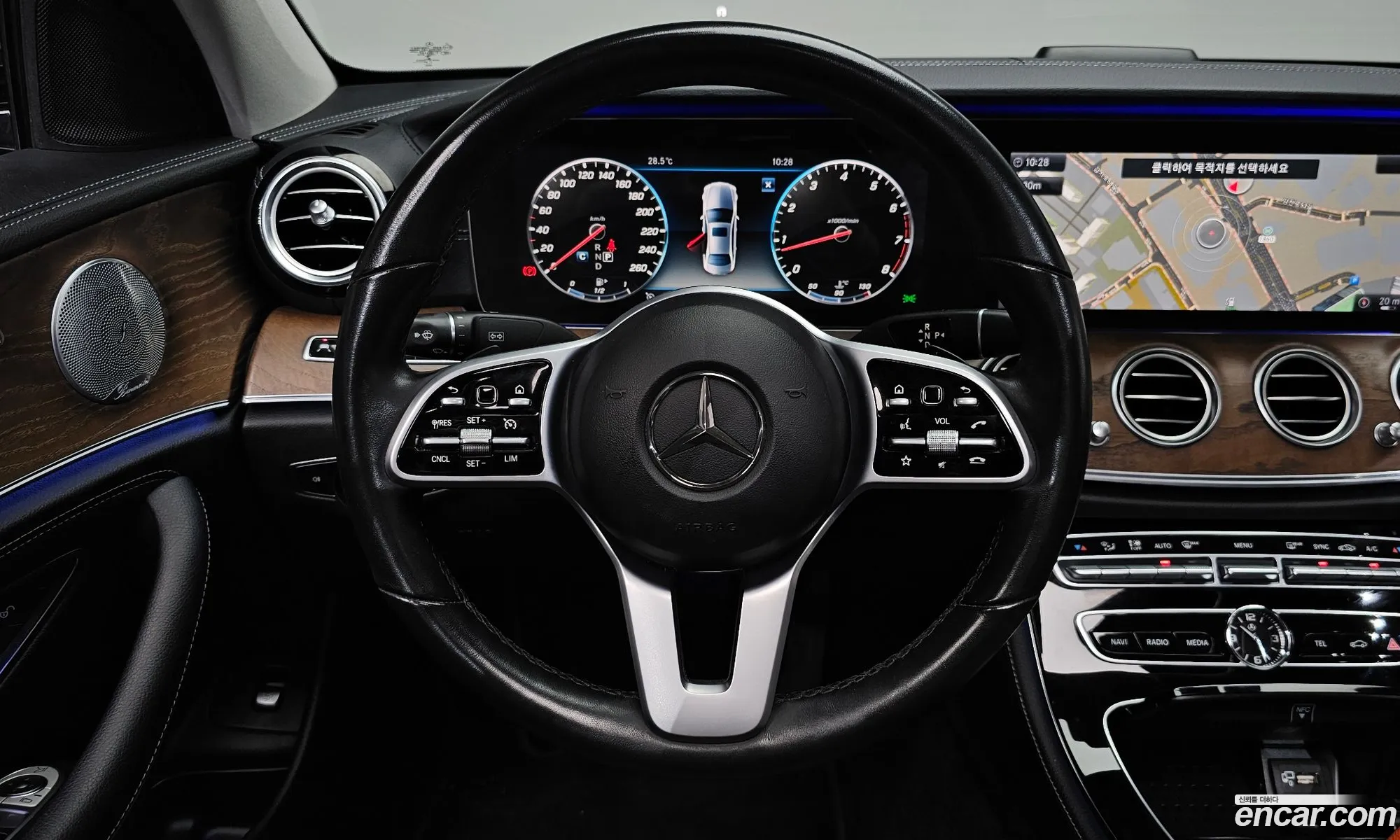Mercedes-Benz E-Class W213 2018 — 31