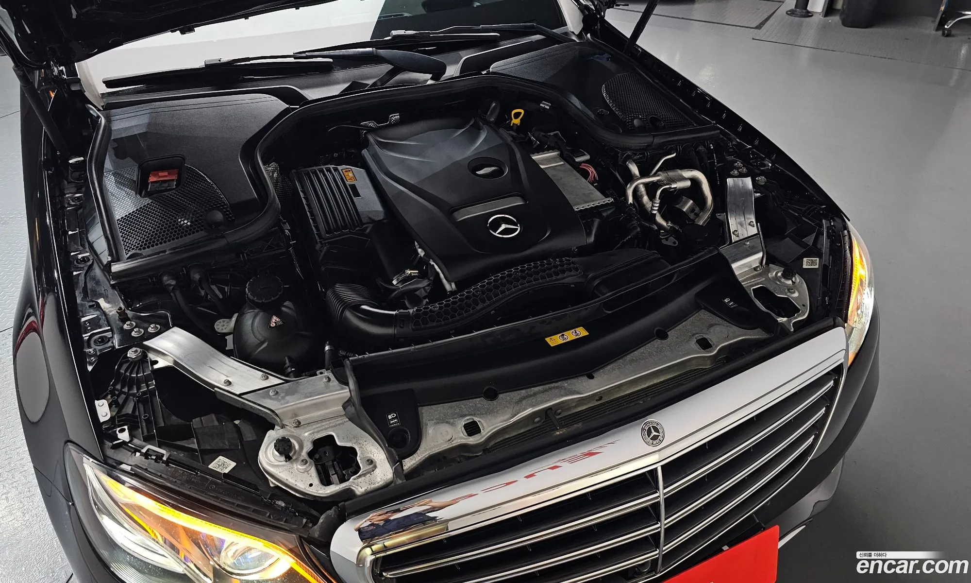 Mercedes-Benz E-Class W213 2018 — 23