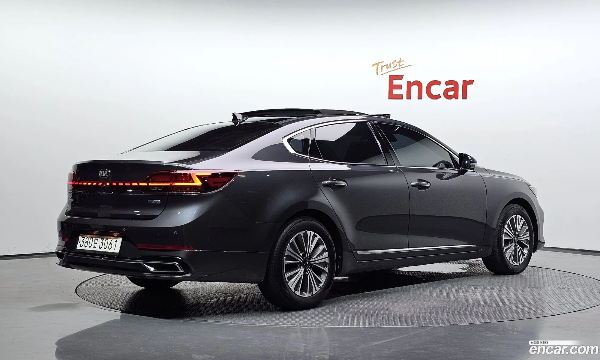 Kia K7 Premier Hybrid 2019 — 17