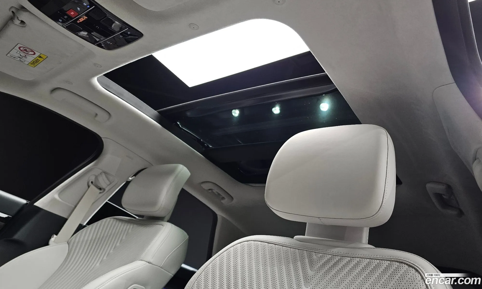 Hyundai Grandeur Hybrid 2023 — 11
