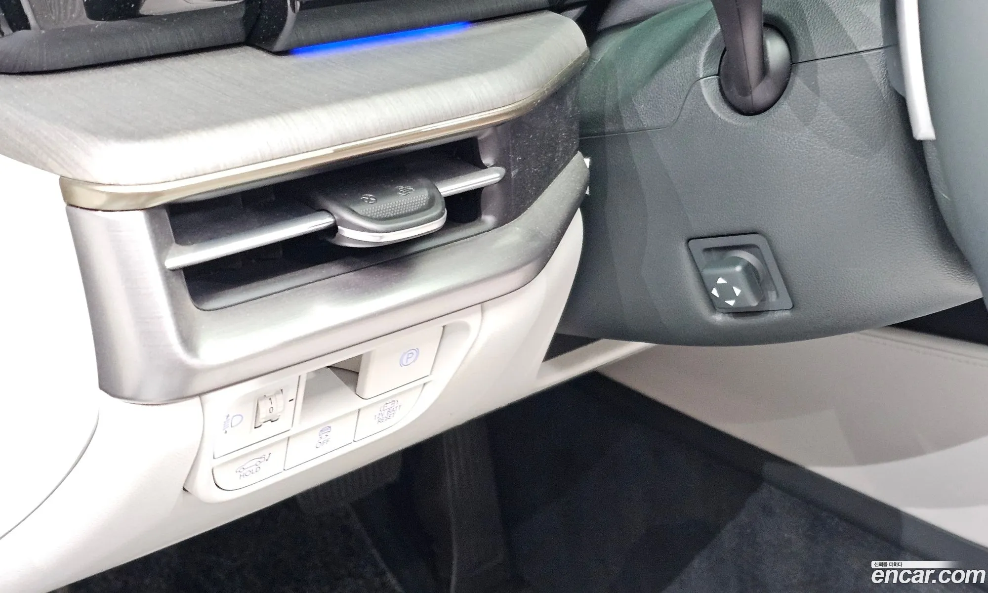 Hyundai Grandeur Hybrid 2023 — 19