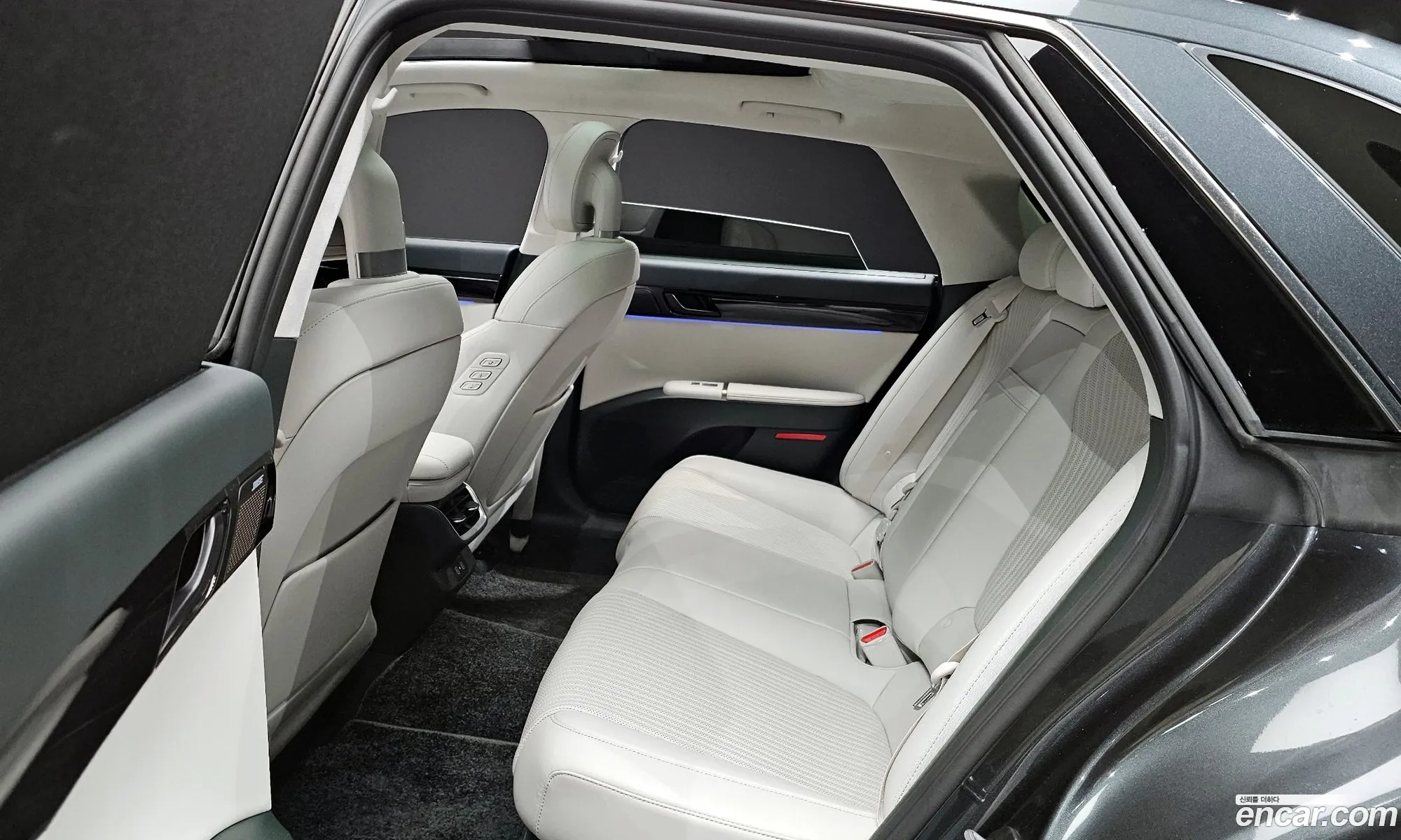 Hyundai Grandeur Hybrid 2023 — 20