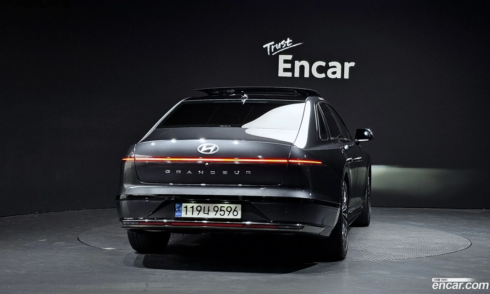 Hyundai Grandeur Hybrid 2023 — 7