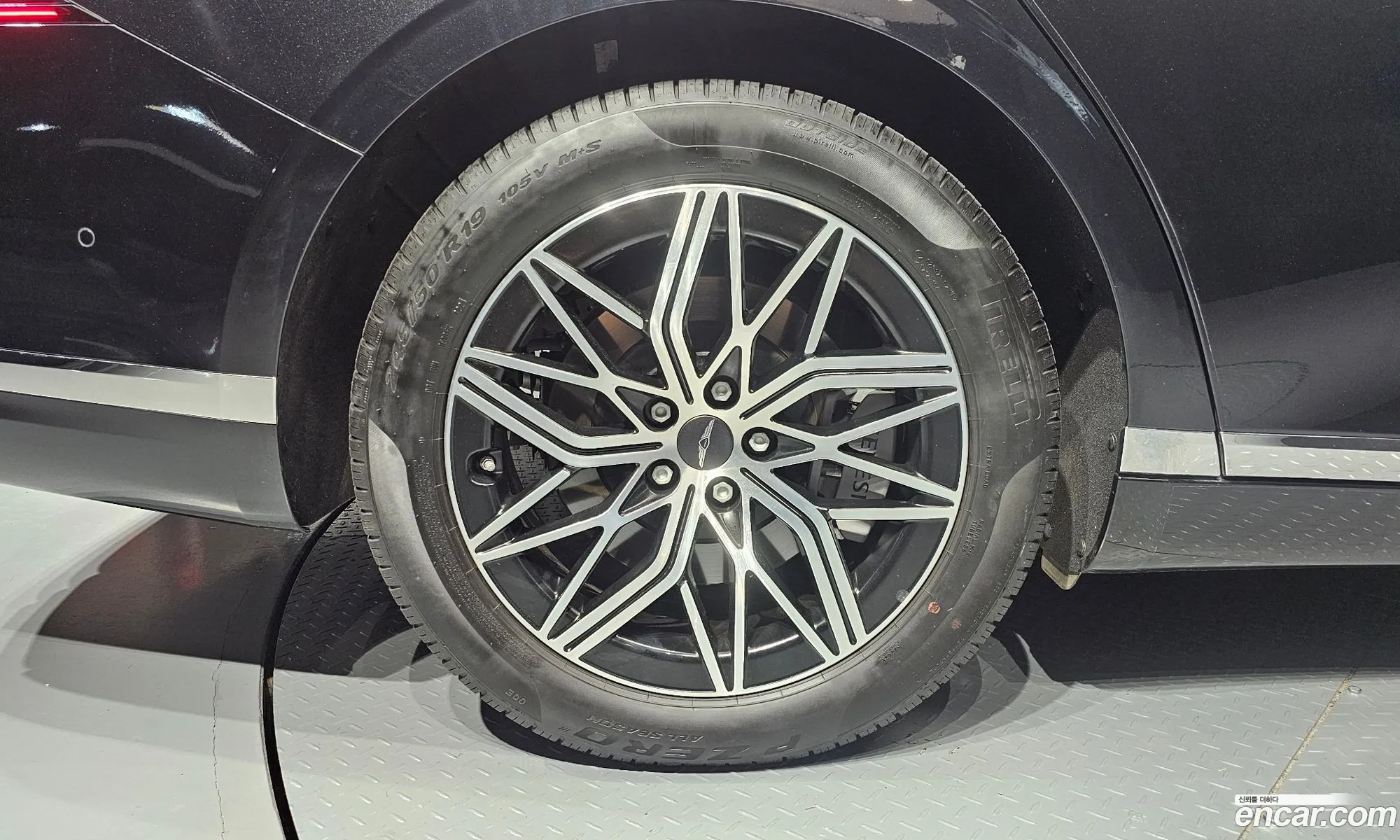 Genesis G90 2025 — 14