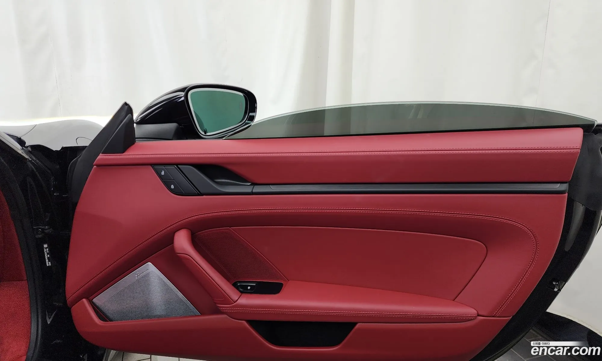 Porsche 911 2023 WP0CB299XPS247321 — 33