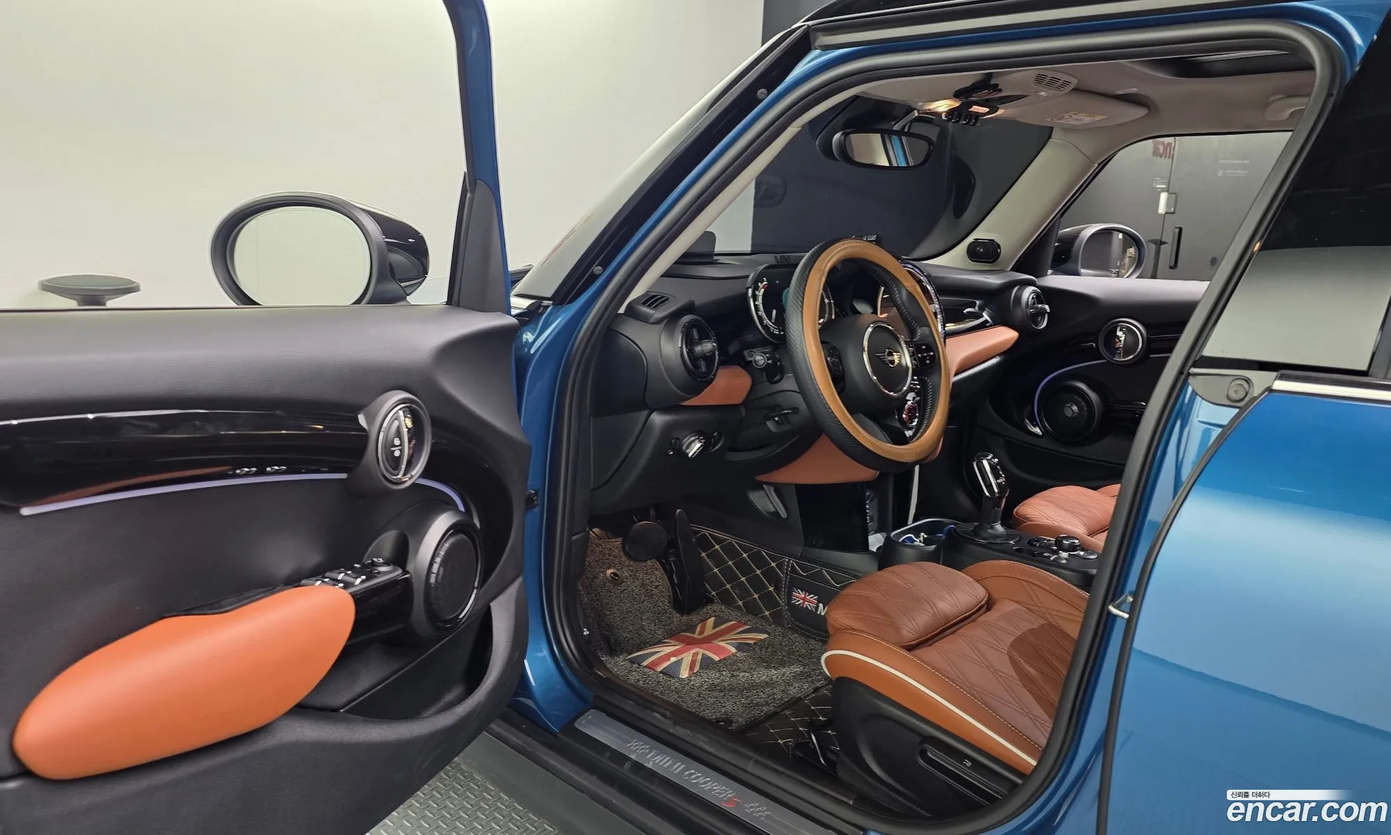 Mini Cooper S 2024 — 3
