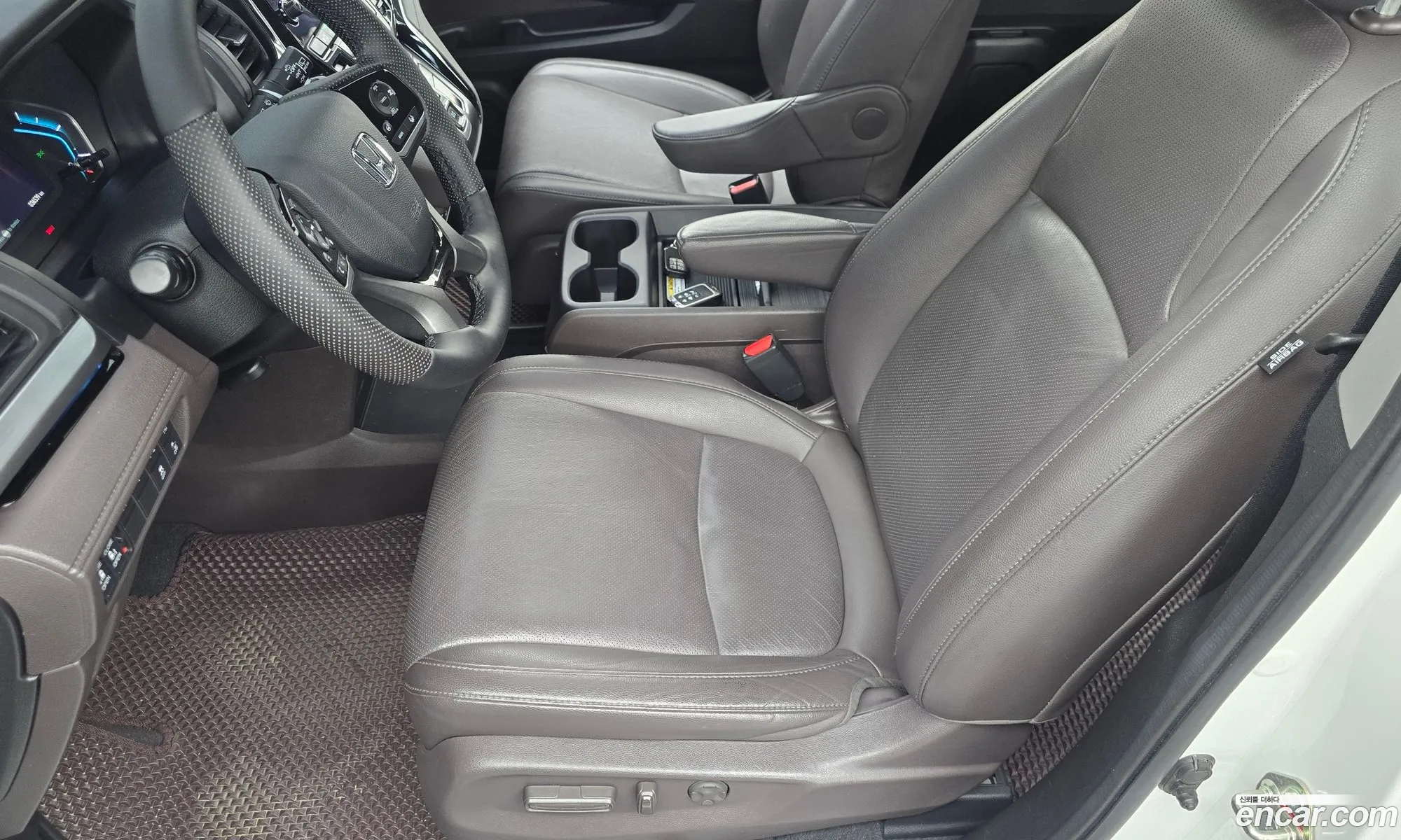 Honda Odyssey 2020 5KBRL6880LB600013 — 27