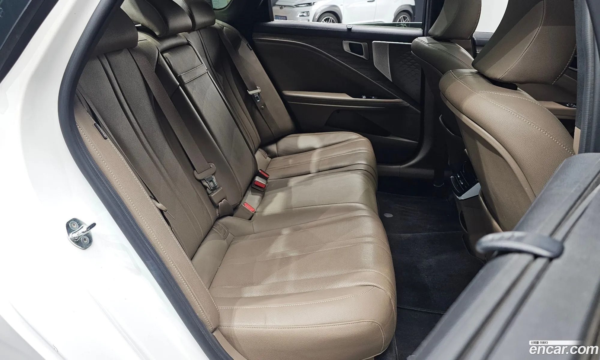 Kia K8 2021 — 15