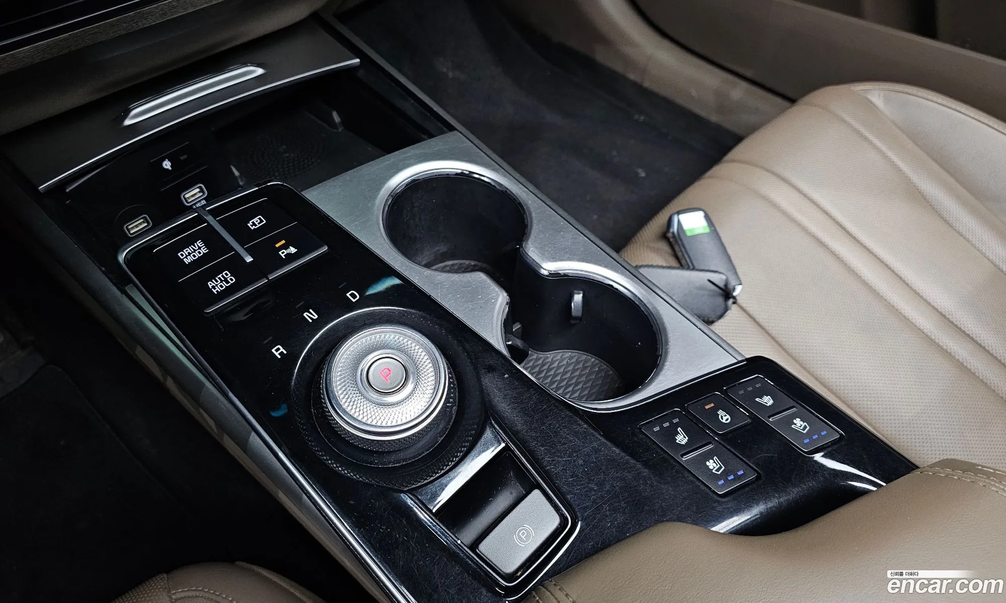 Kia K8 2021 — 25