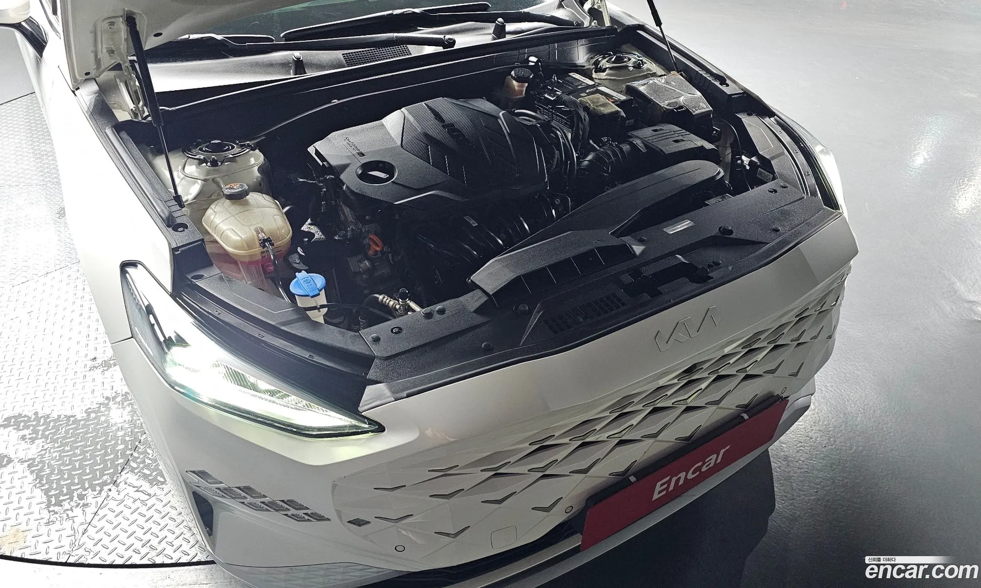 Kia K8 2021 — 14