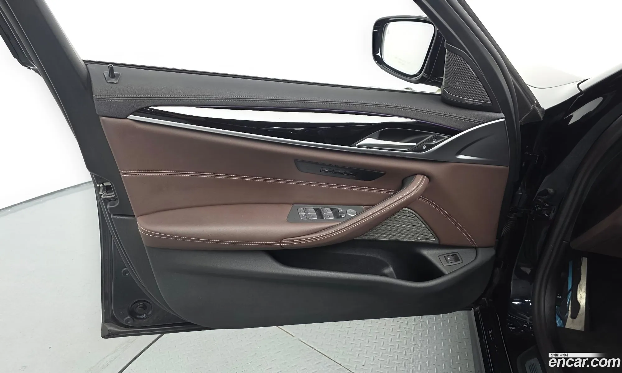 BMW 5 Series 2022 — 10