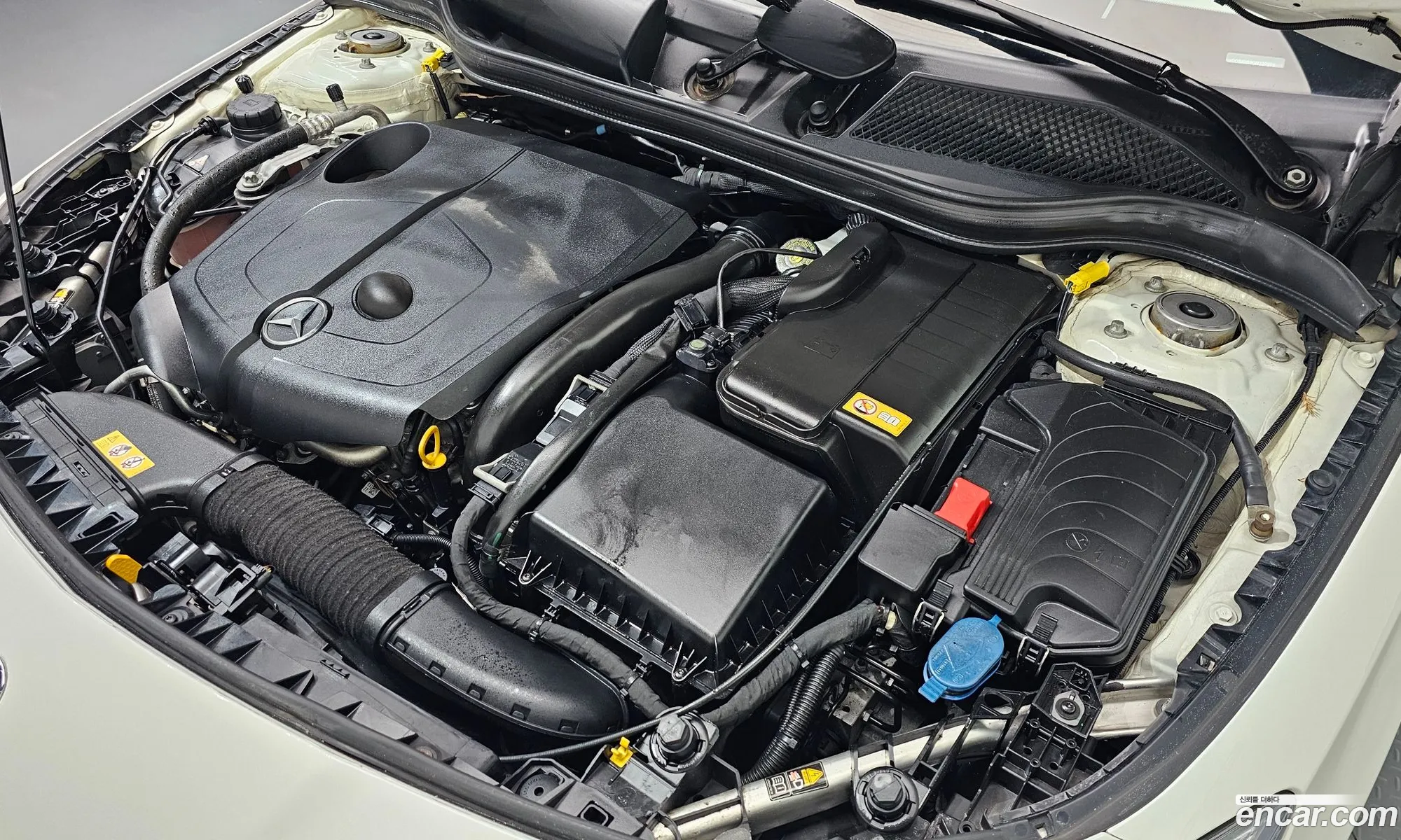 Mercedes-Benz CLA-Class C117 2016 — 13
