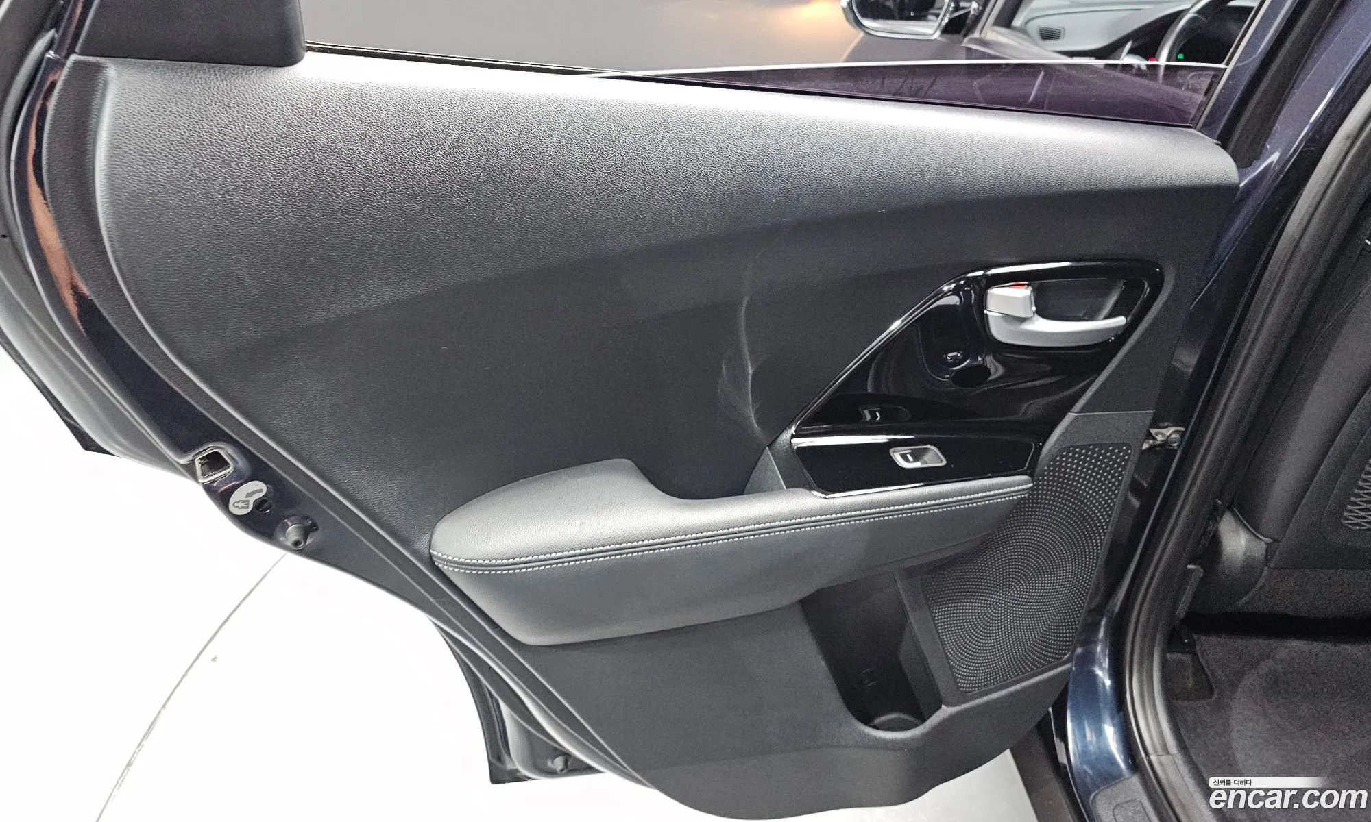 Kia Niro 2017 — 14
