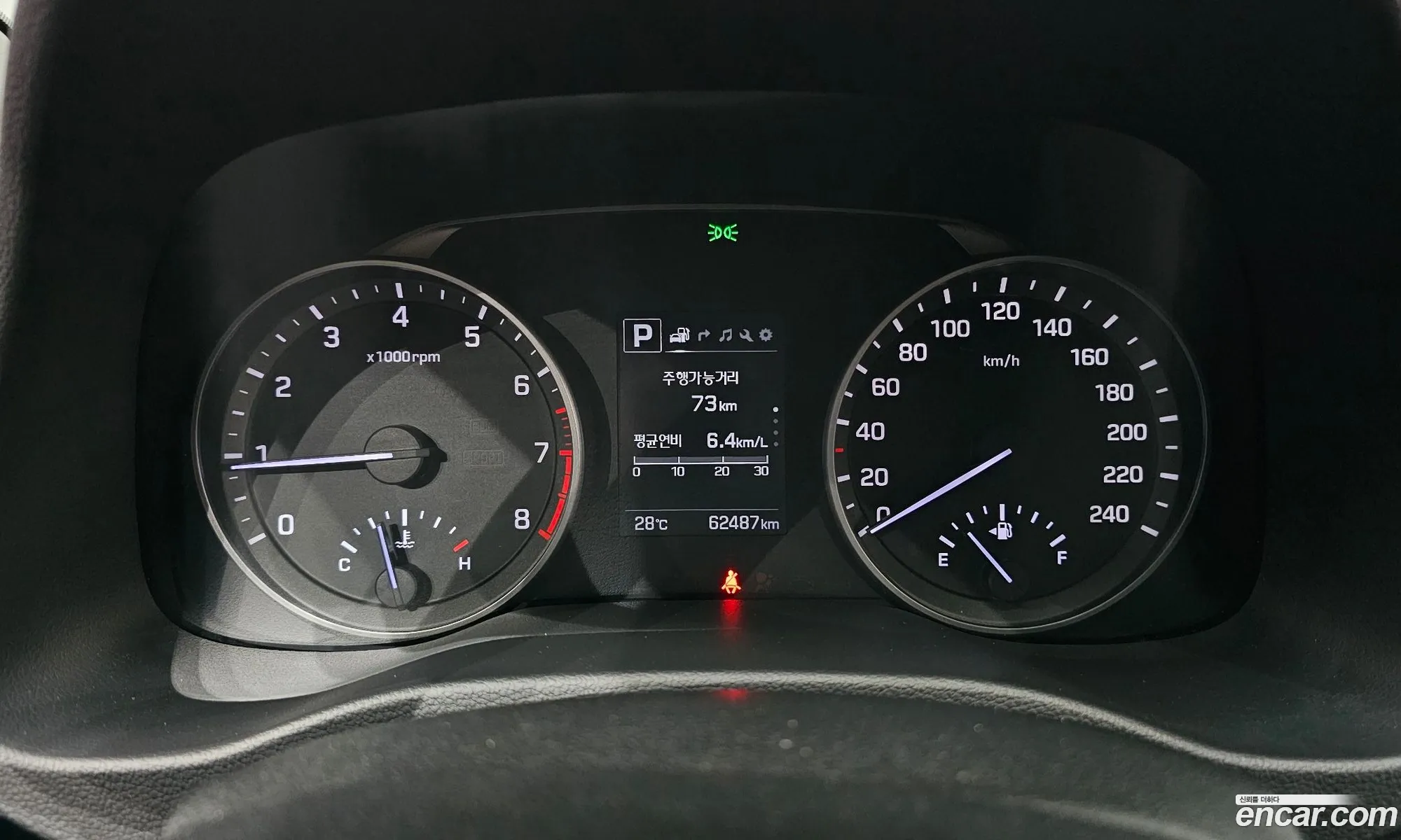 Hyundai Elantra AD 2017 — 9