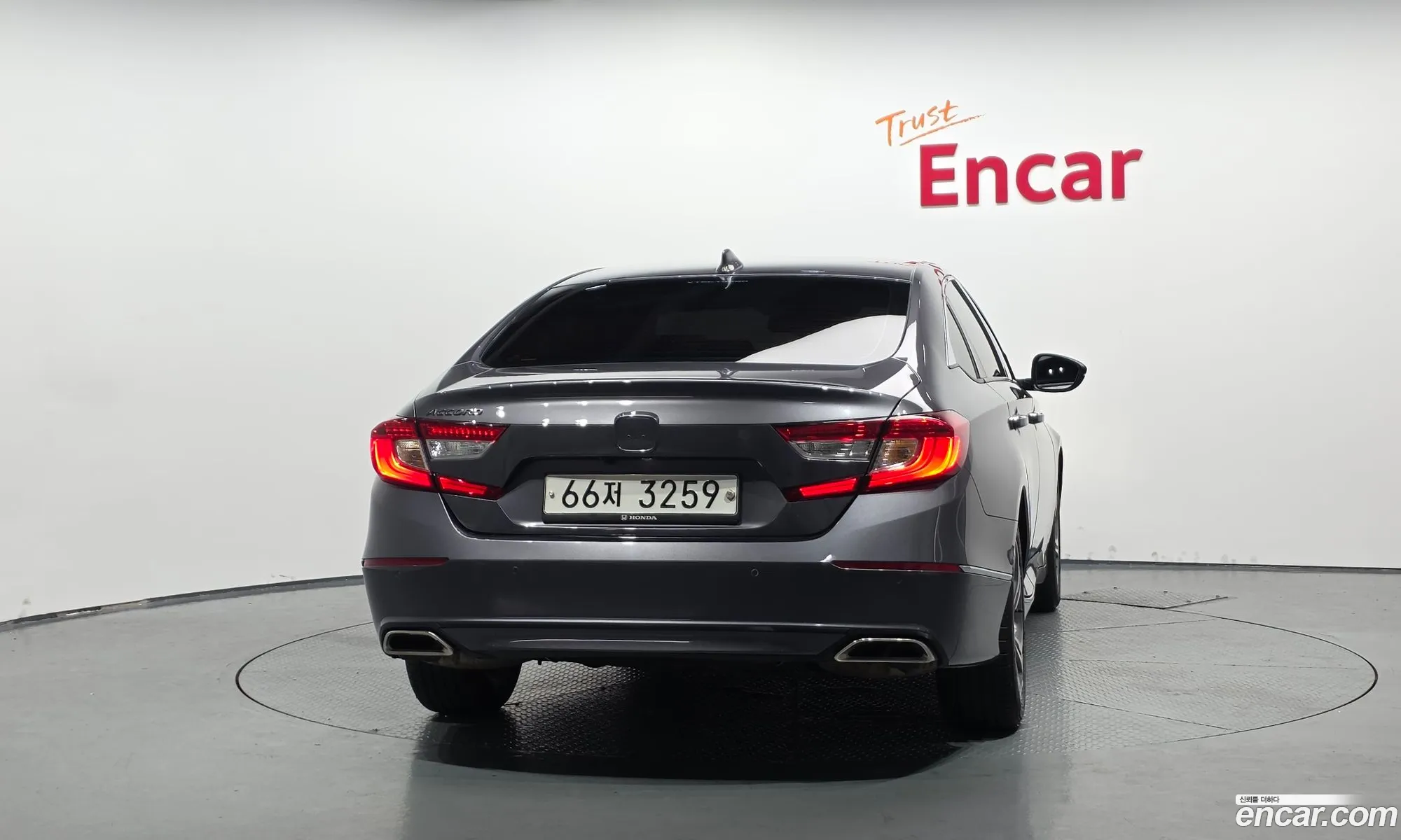 Honda Accord 10th Gen 2019 — 9