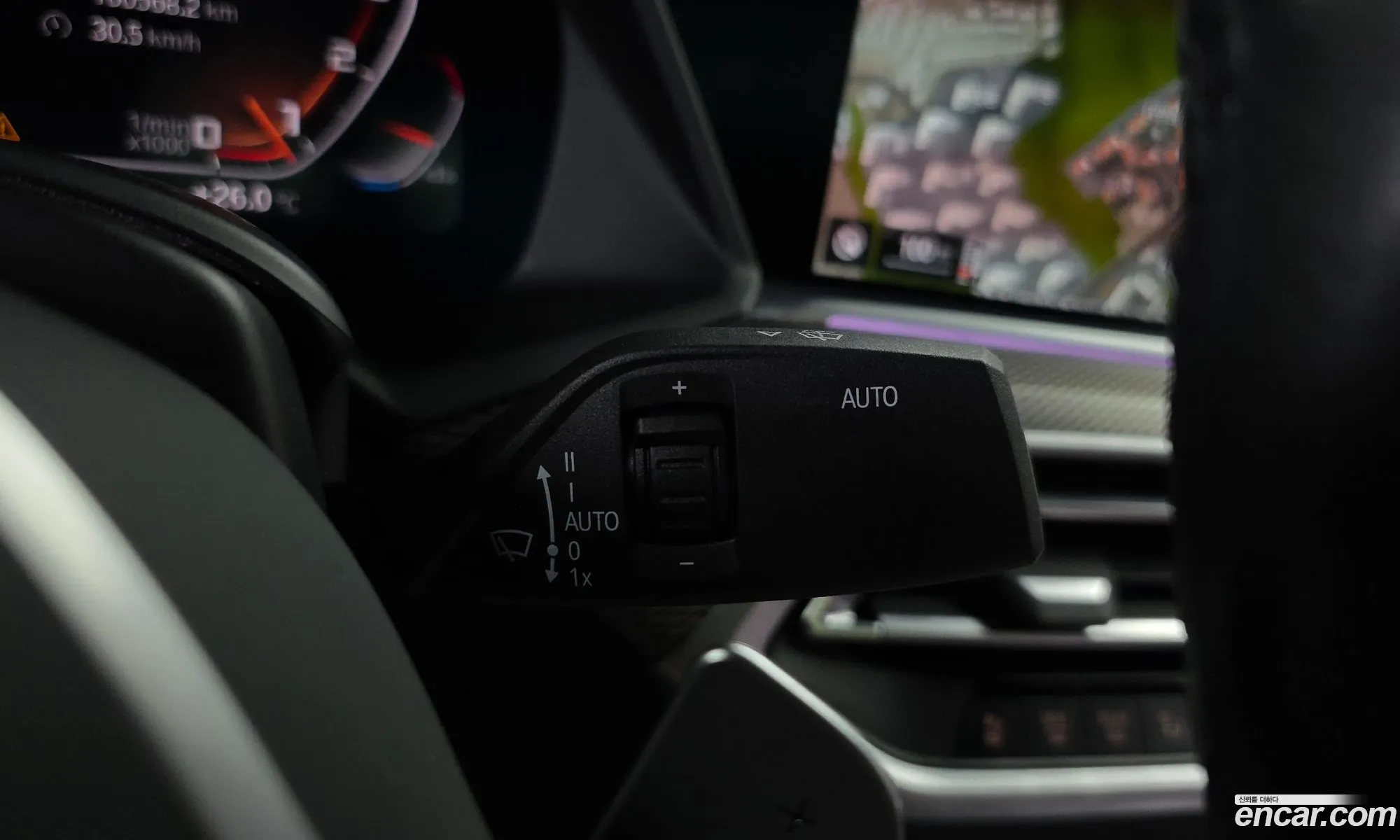 BMW X6 2021 — 18