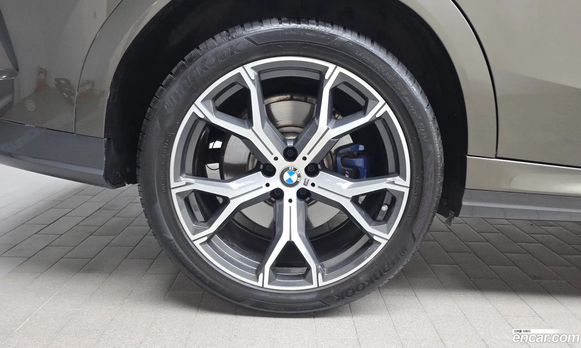 BMW X6 2021 — 31