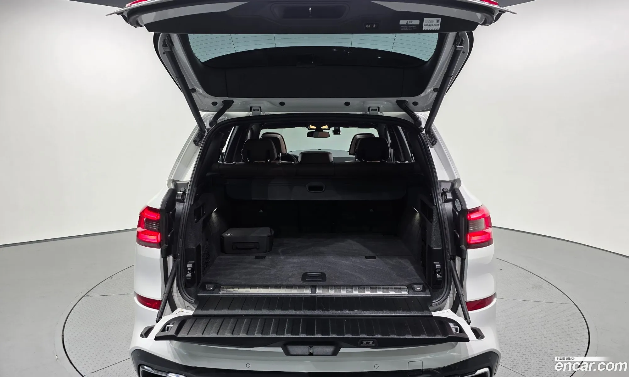 BMW X5 2021 — 18