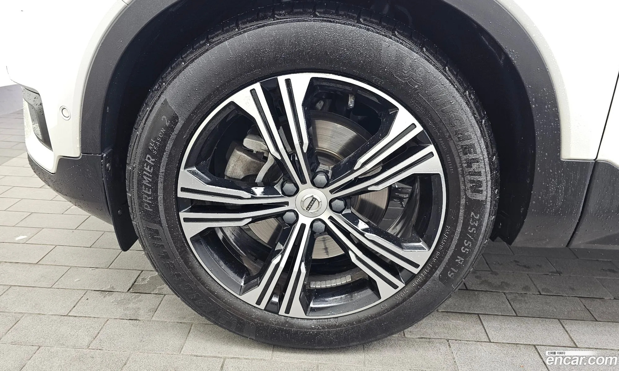 Volvo XC40 2021 — 17