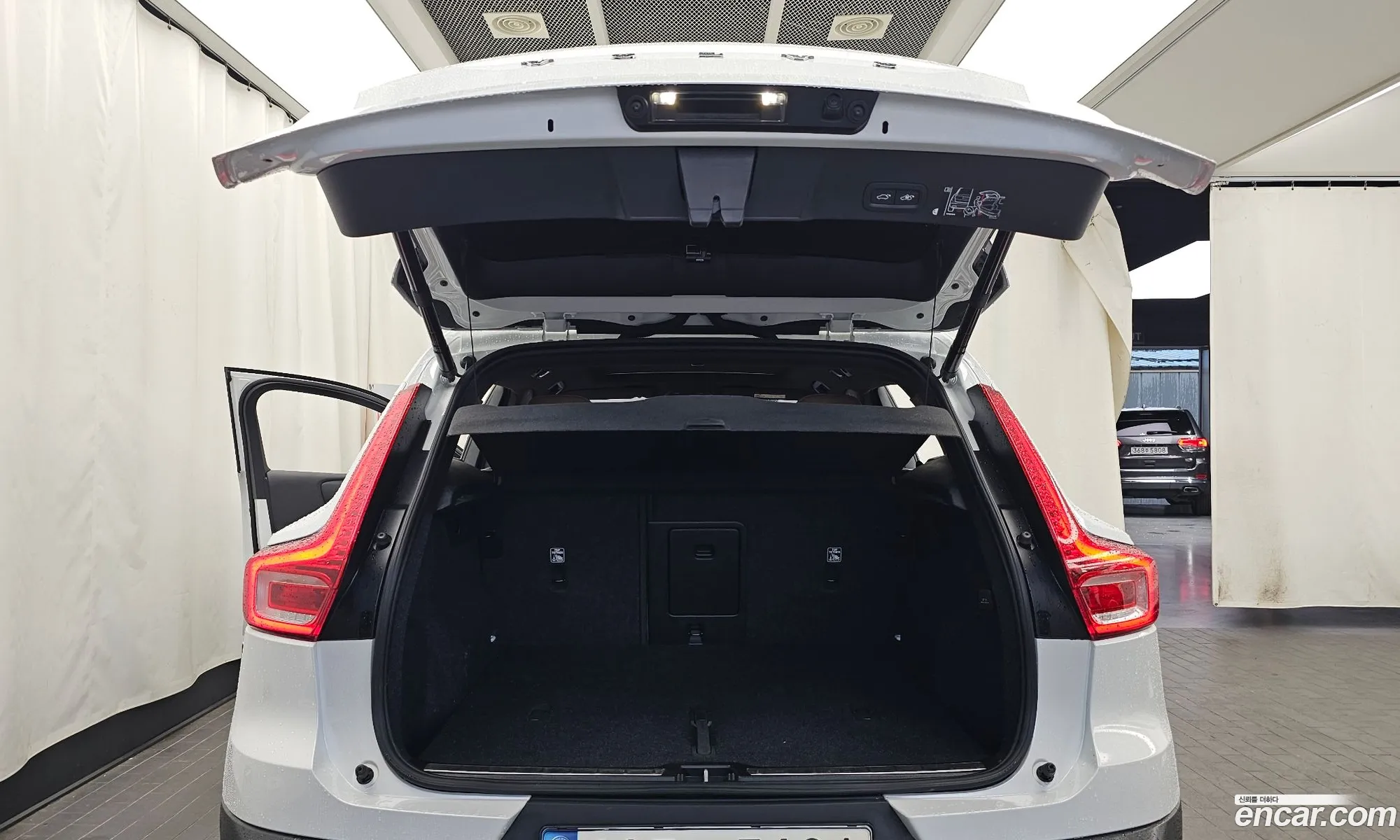 Volvo XC40 2021 — 24