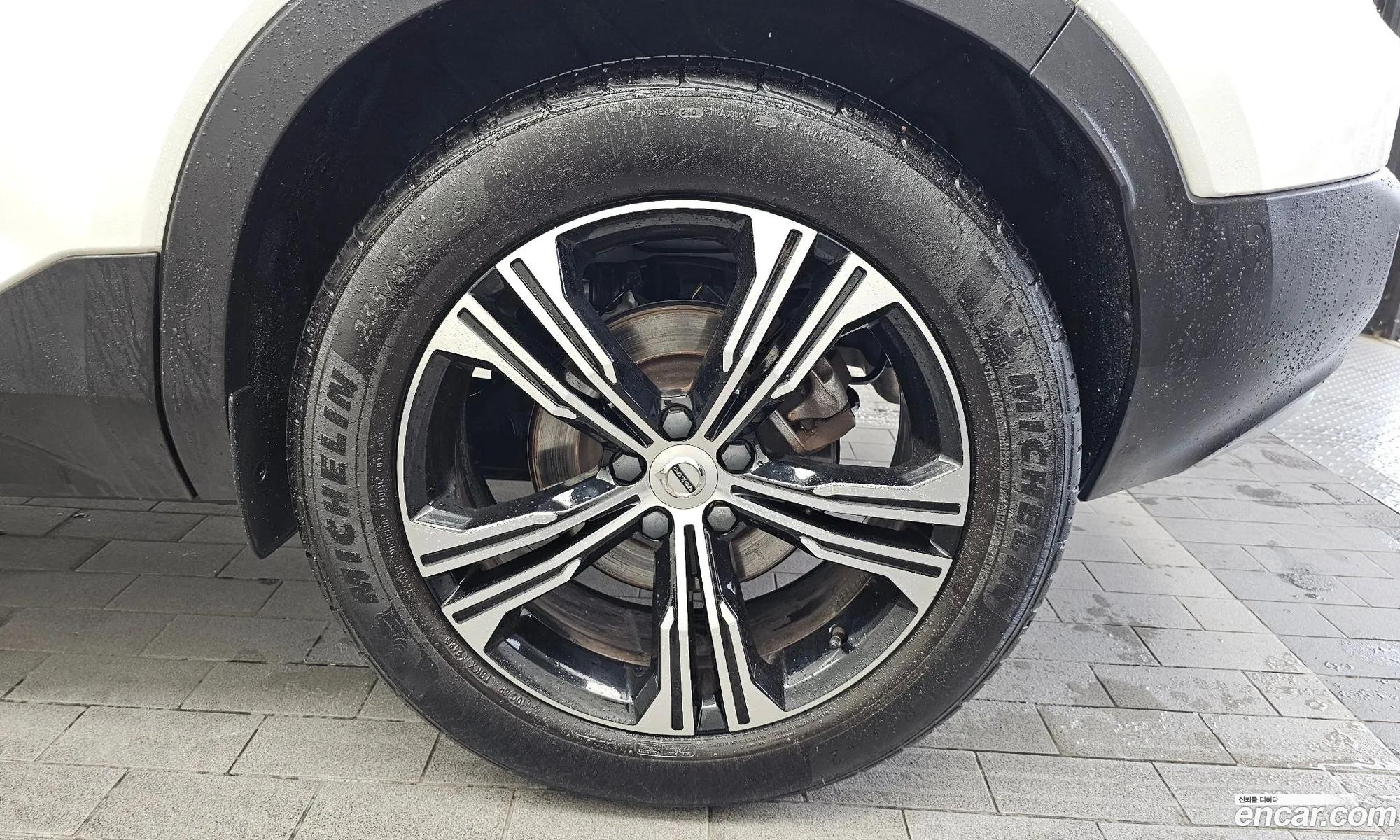 Volvo XC40 2021 — 4