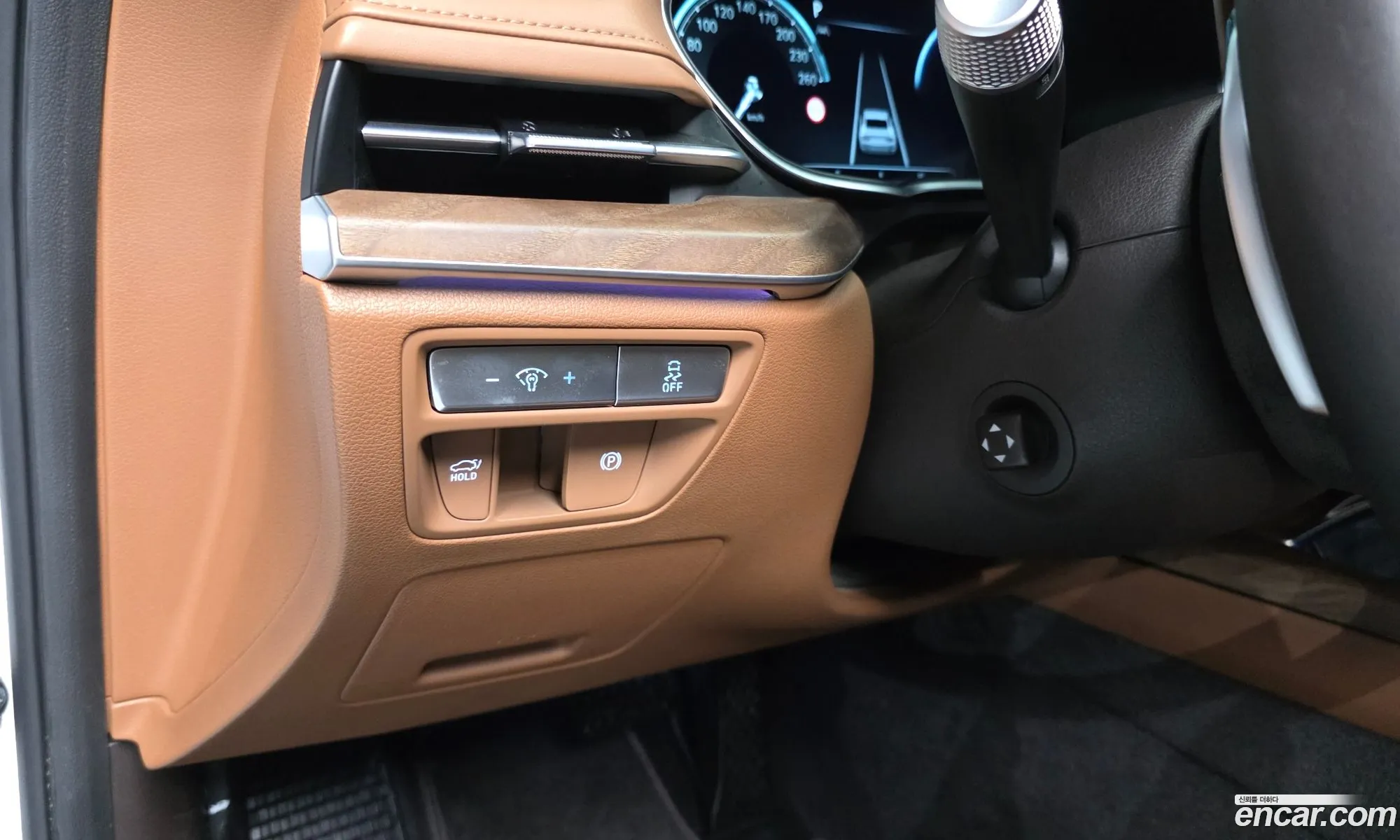 Genesis Electrified G80 2022 — 8