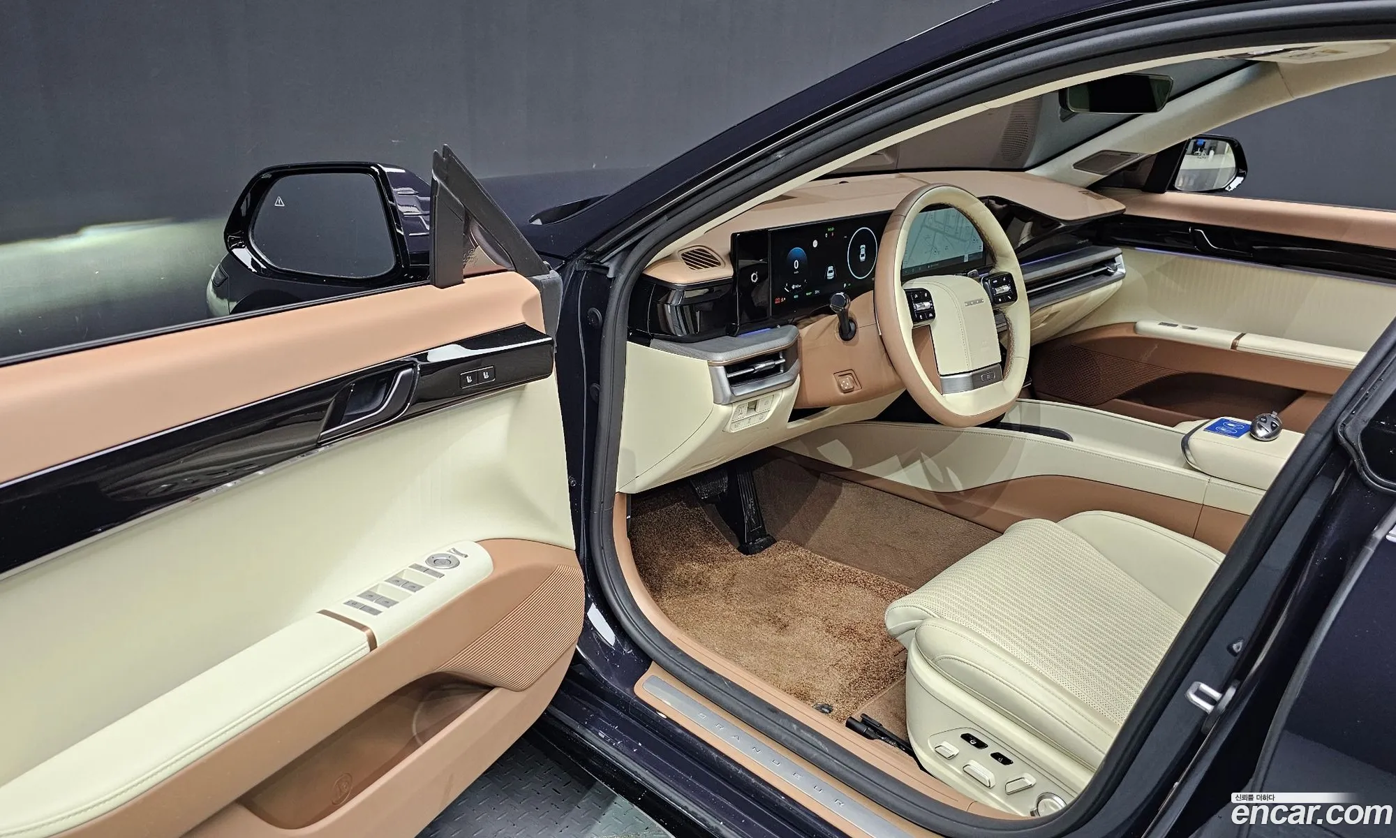 Hyundai Grandeur Hybrid 2023 — 5