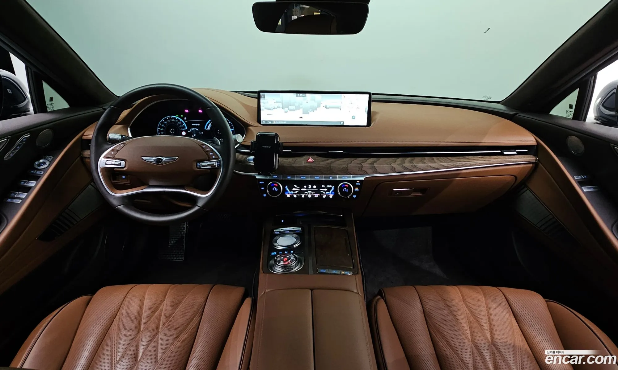 Genesis Electrified G80 2022 — 30