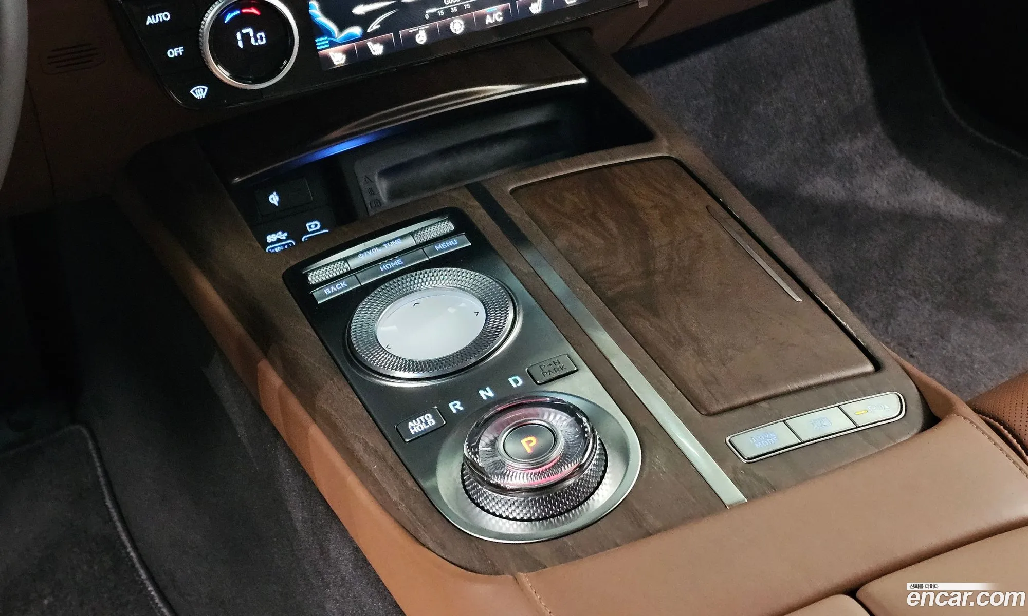 Genesis Electrified G80 2022 — 23