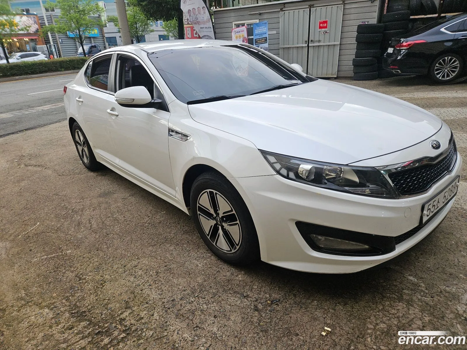 Kia K5 2011 — 2