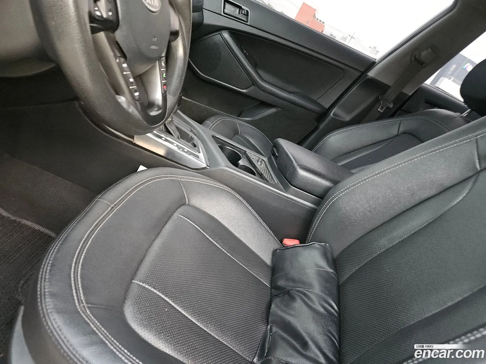 Kia K5 2011 — 11